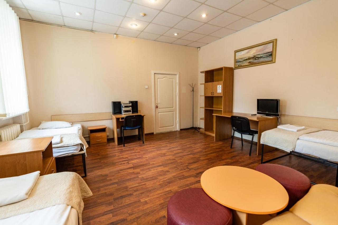 Triple Room with Shared Bathroom photo 3