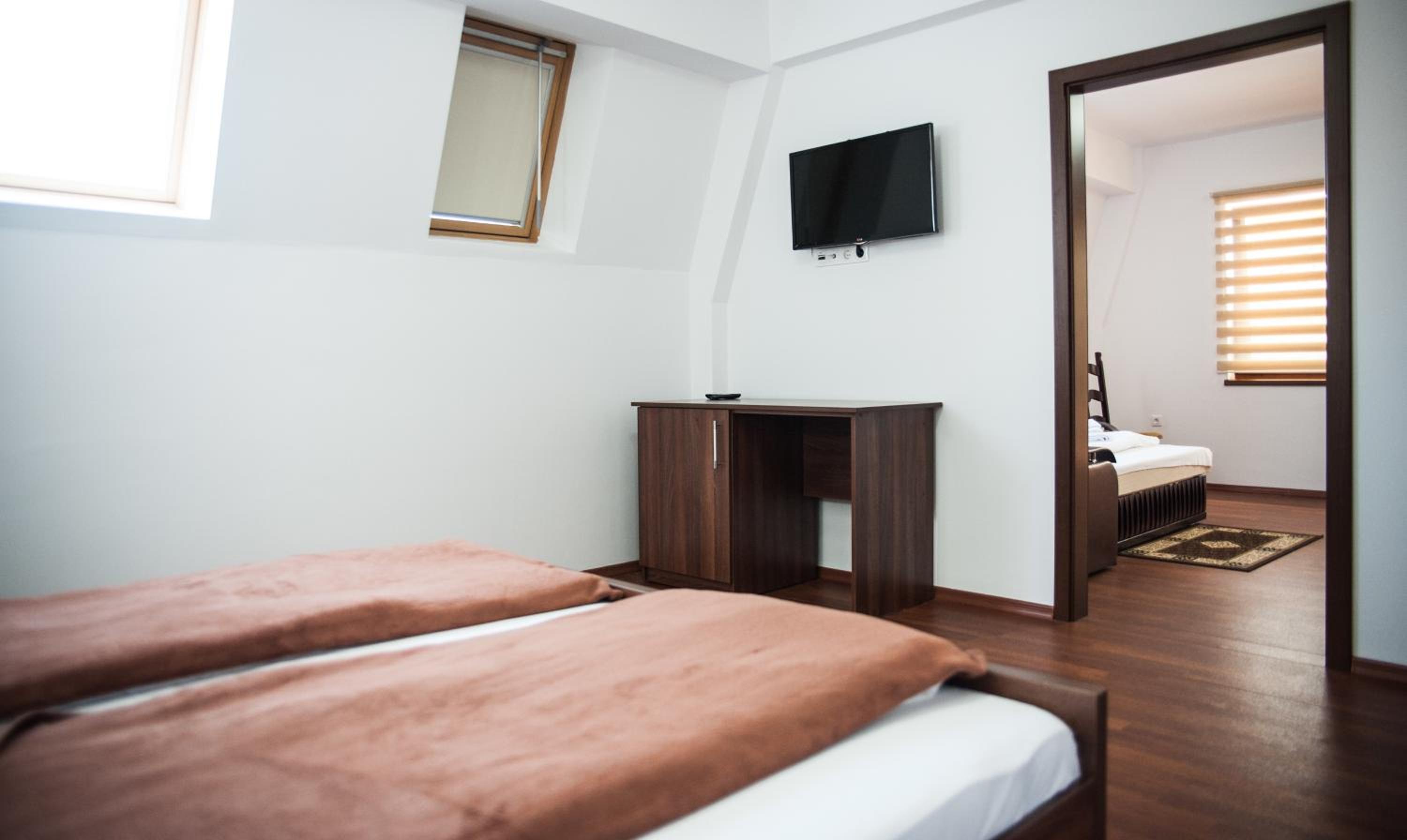 Suite with Balcony - Photo 1