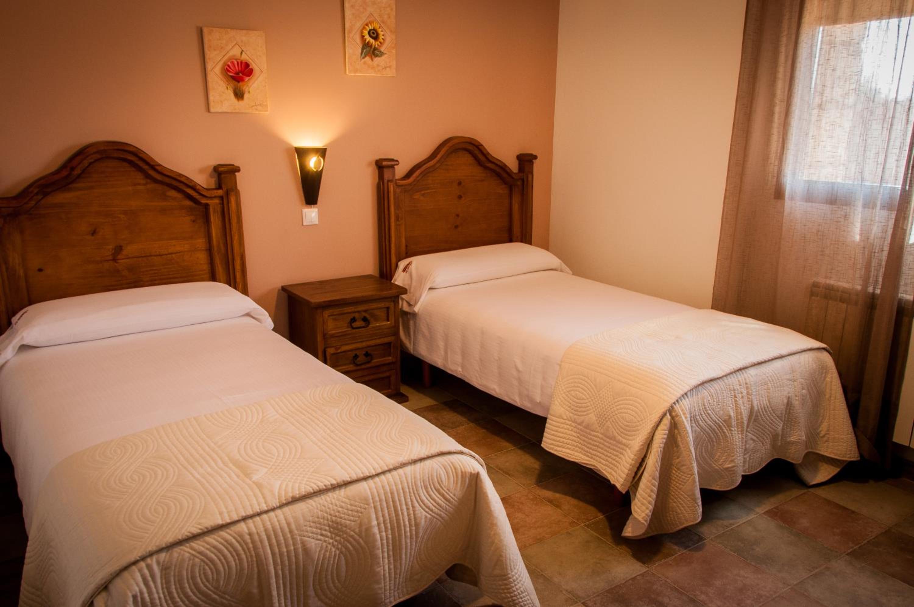 Habitación Doble o con Dos Camas con Baño Privado