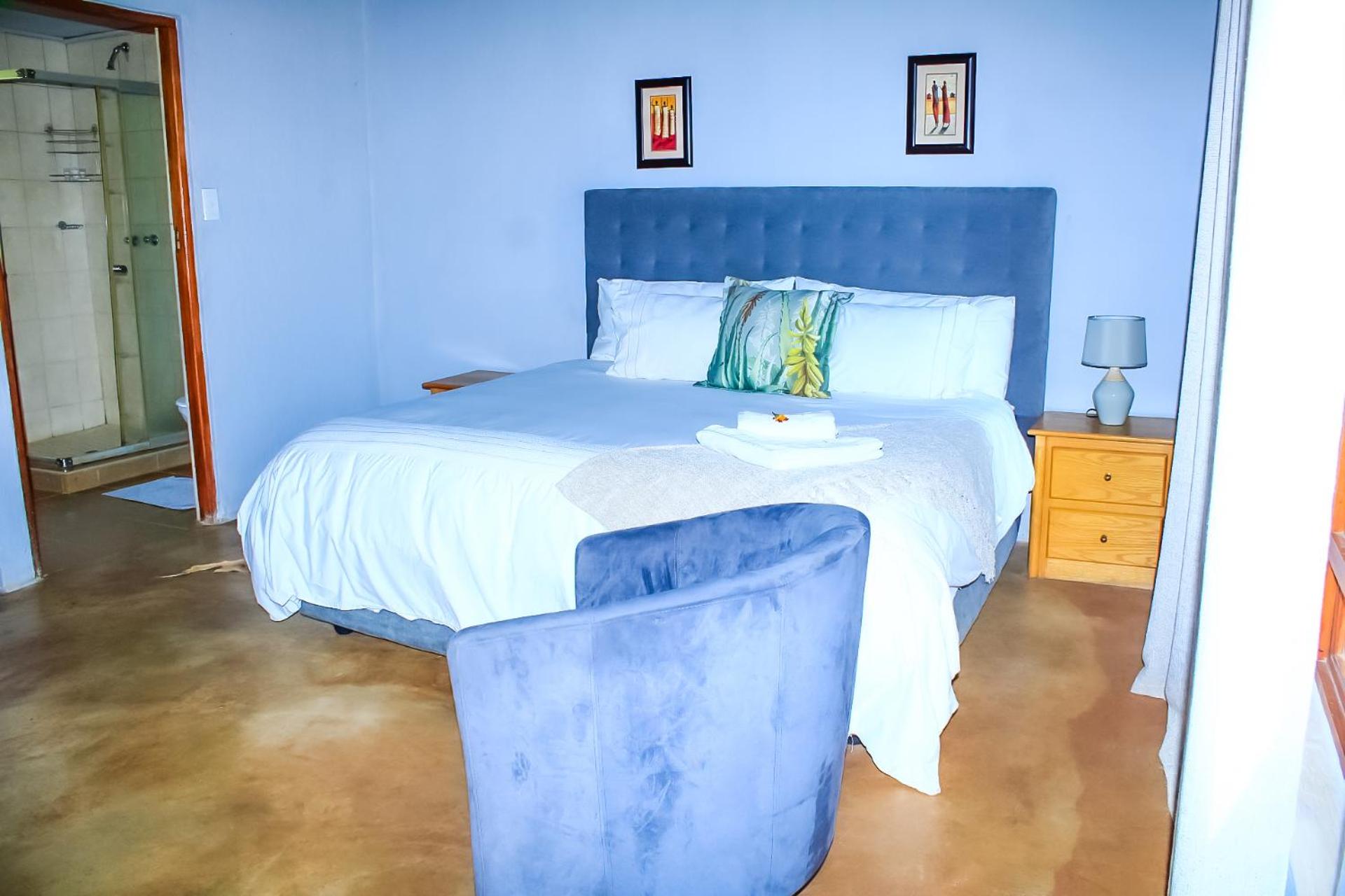 Deluxe King Room photo 2