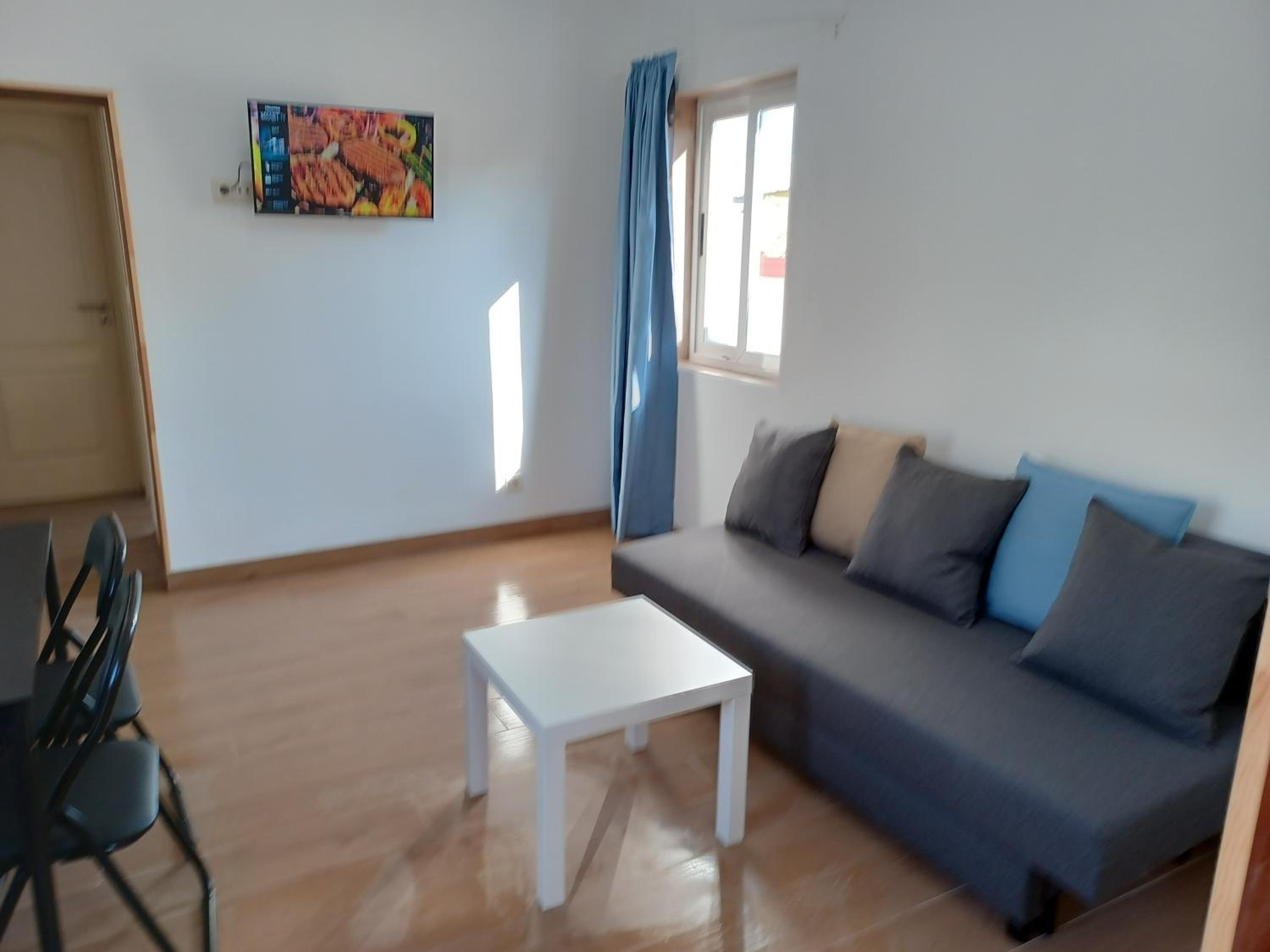 Two-Bedroom Apartment - Photo 4