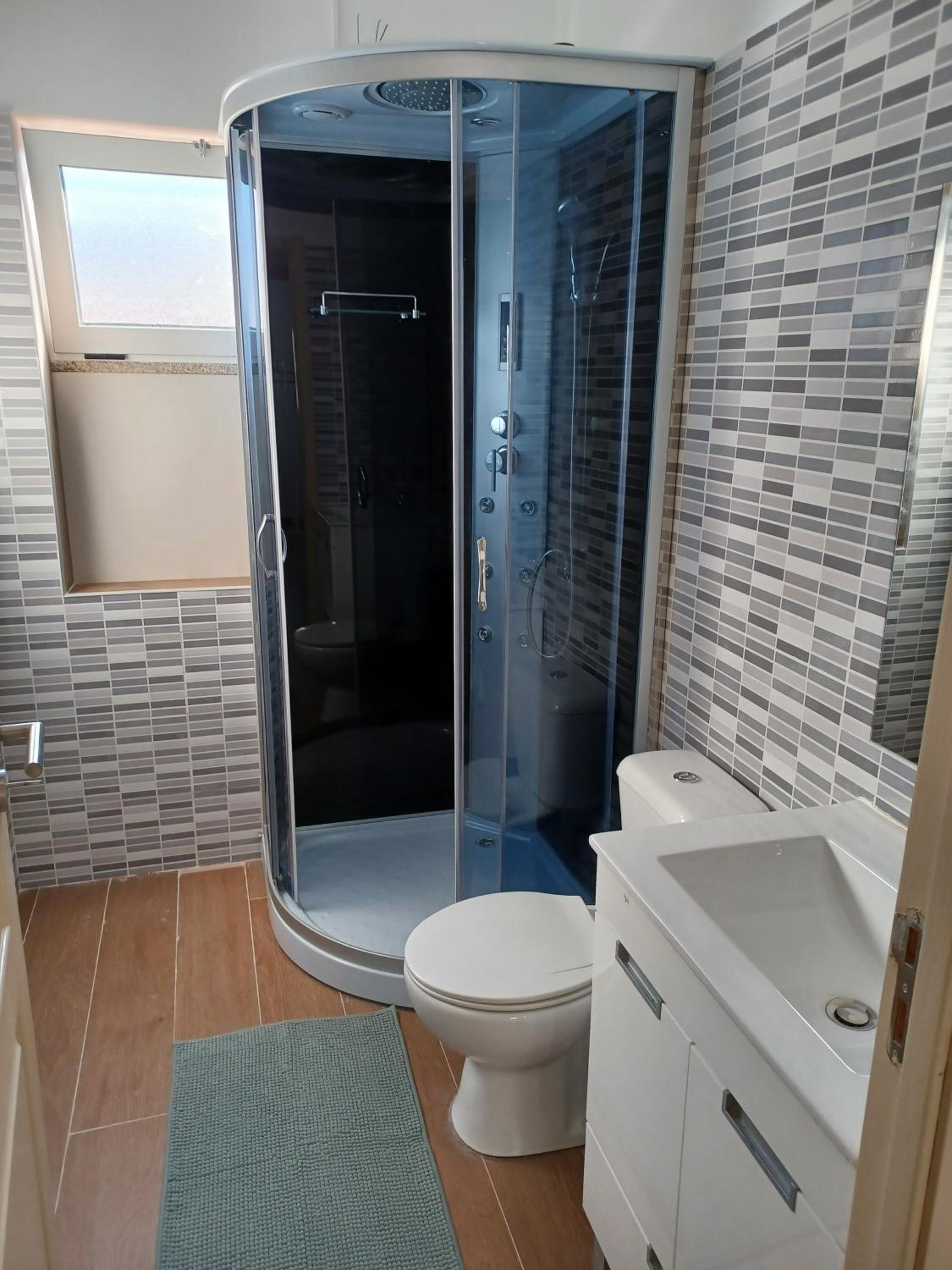 Two-Bedroom Apartment - Photo 14