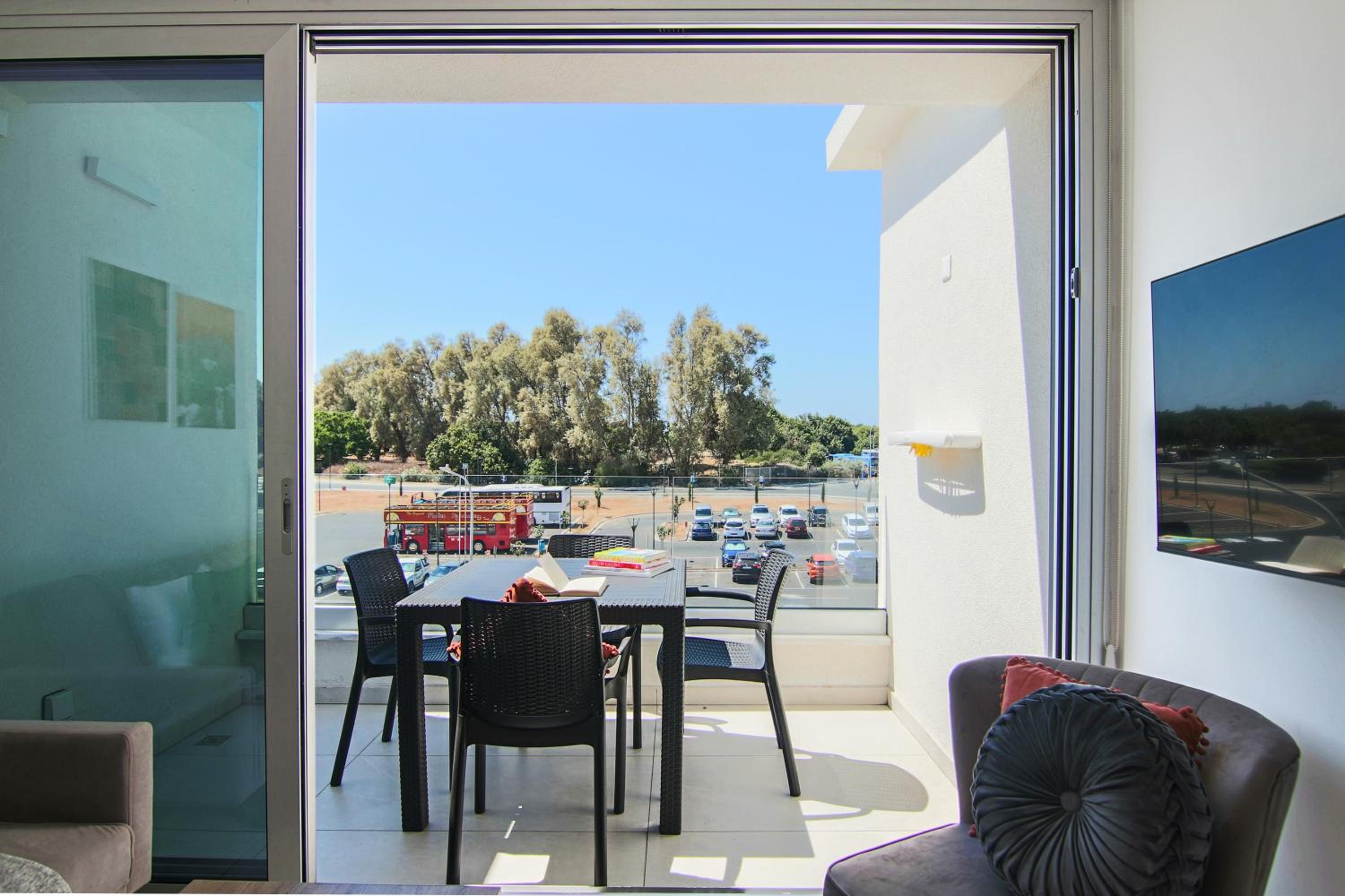 Apartment with Sea View photo 2