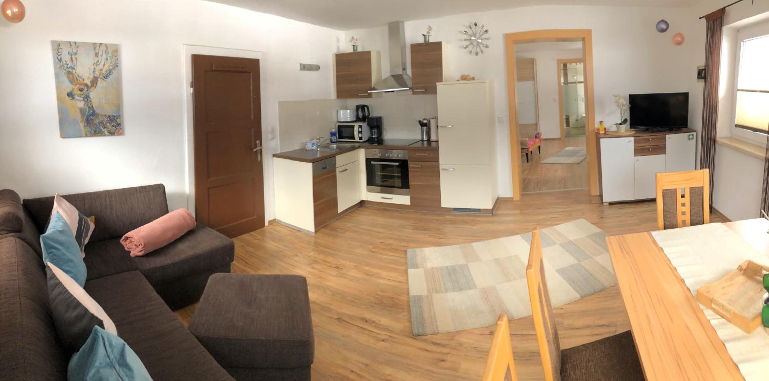 One-Bedroom Apartment with Balcony photo 3