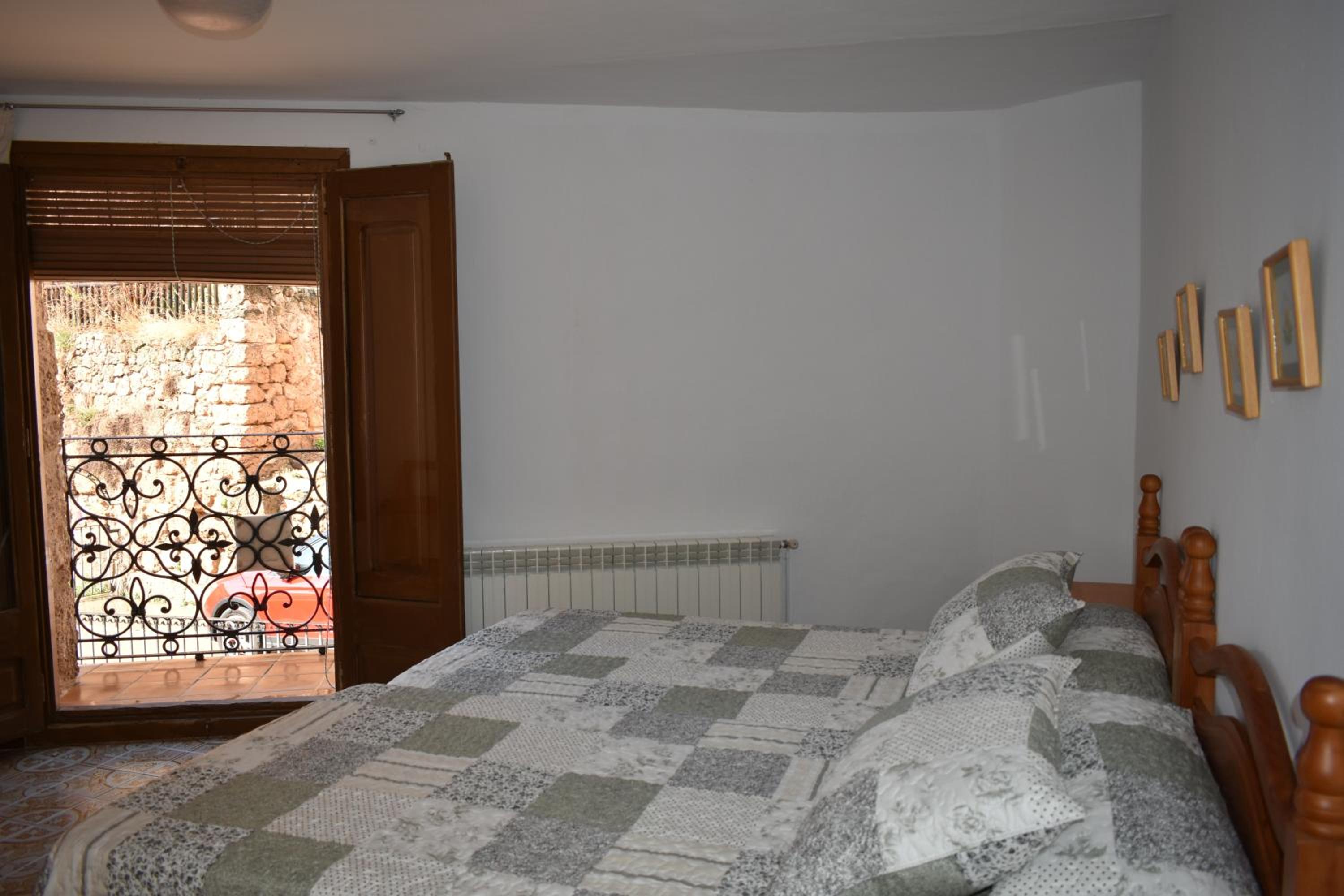 Casa de cuatro habitaciones