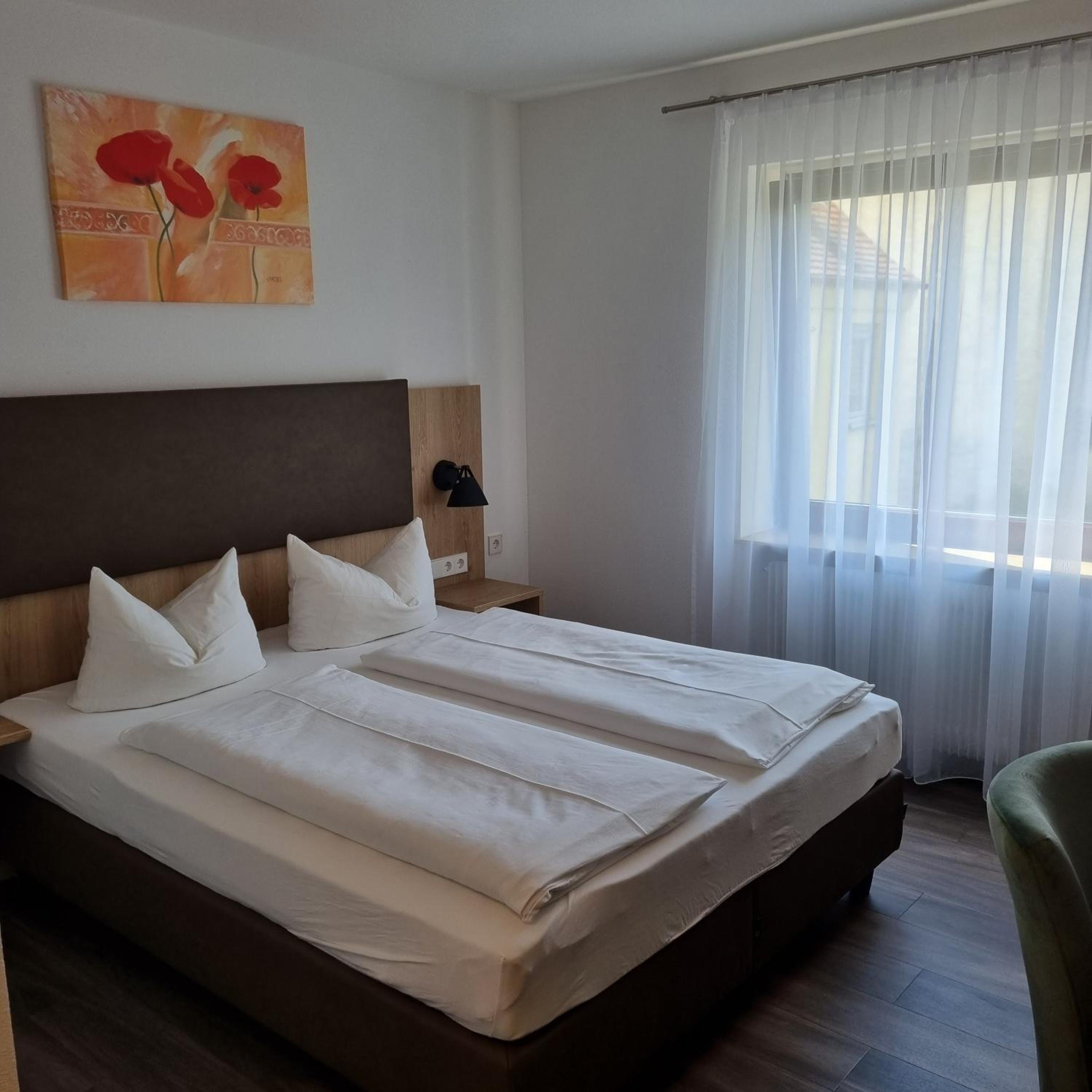 Double Room - Photo 3