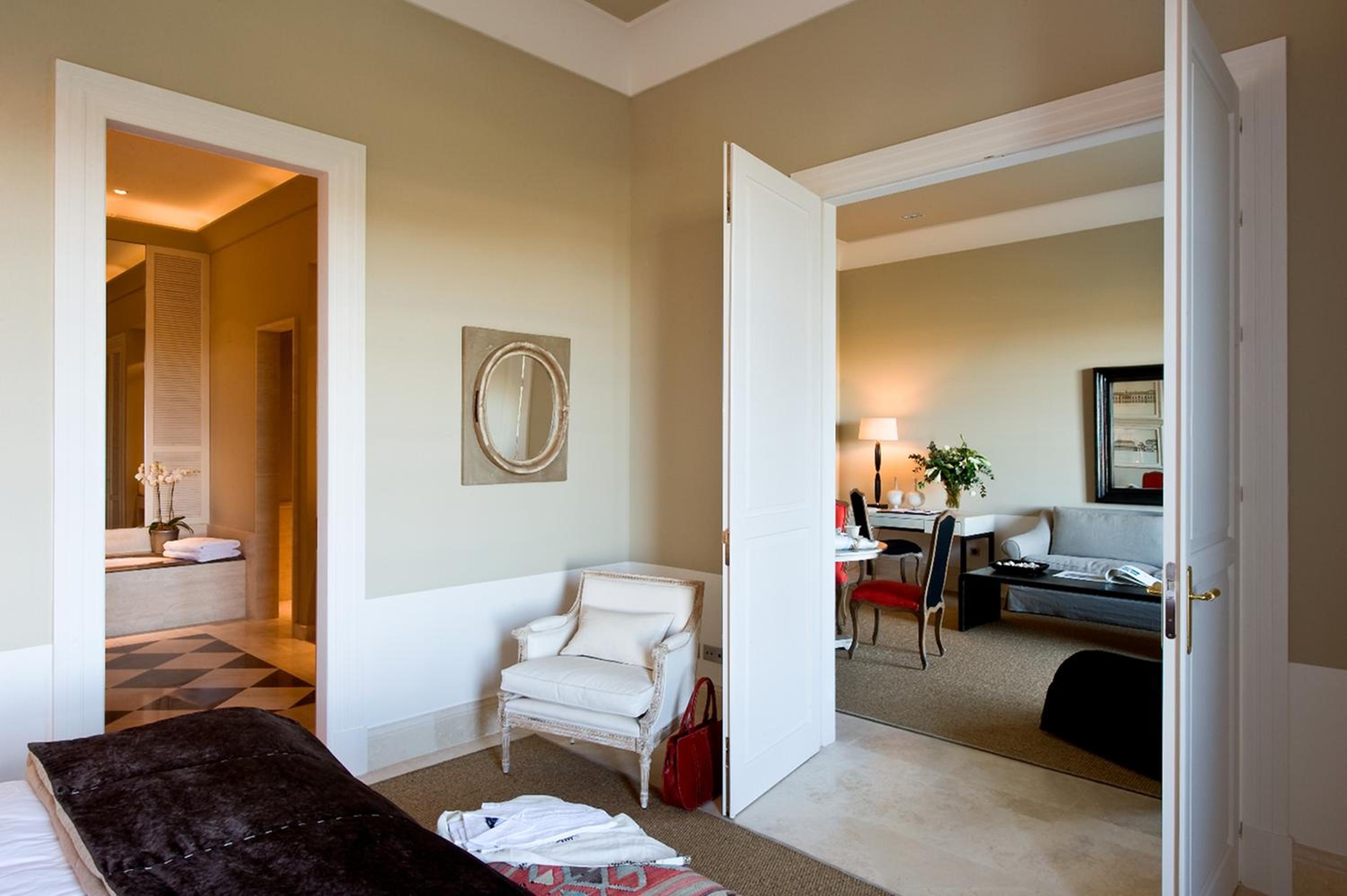 Suite Ejecutiva con Vista al Mar y Acceso al Spa