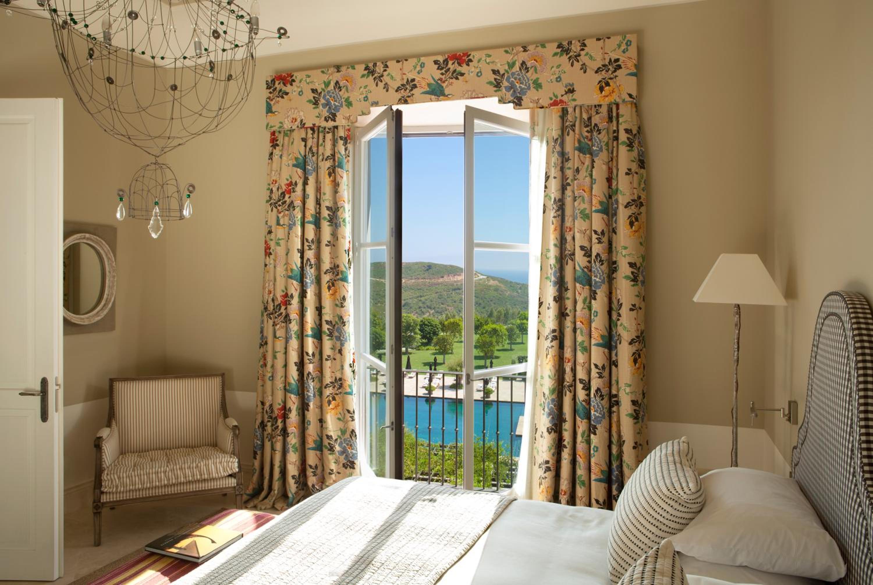 Suite avec Accès Piscine Privée et Spa