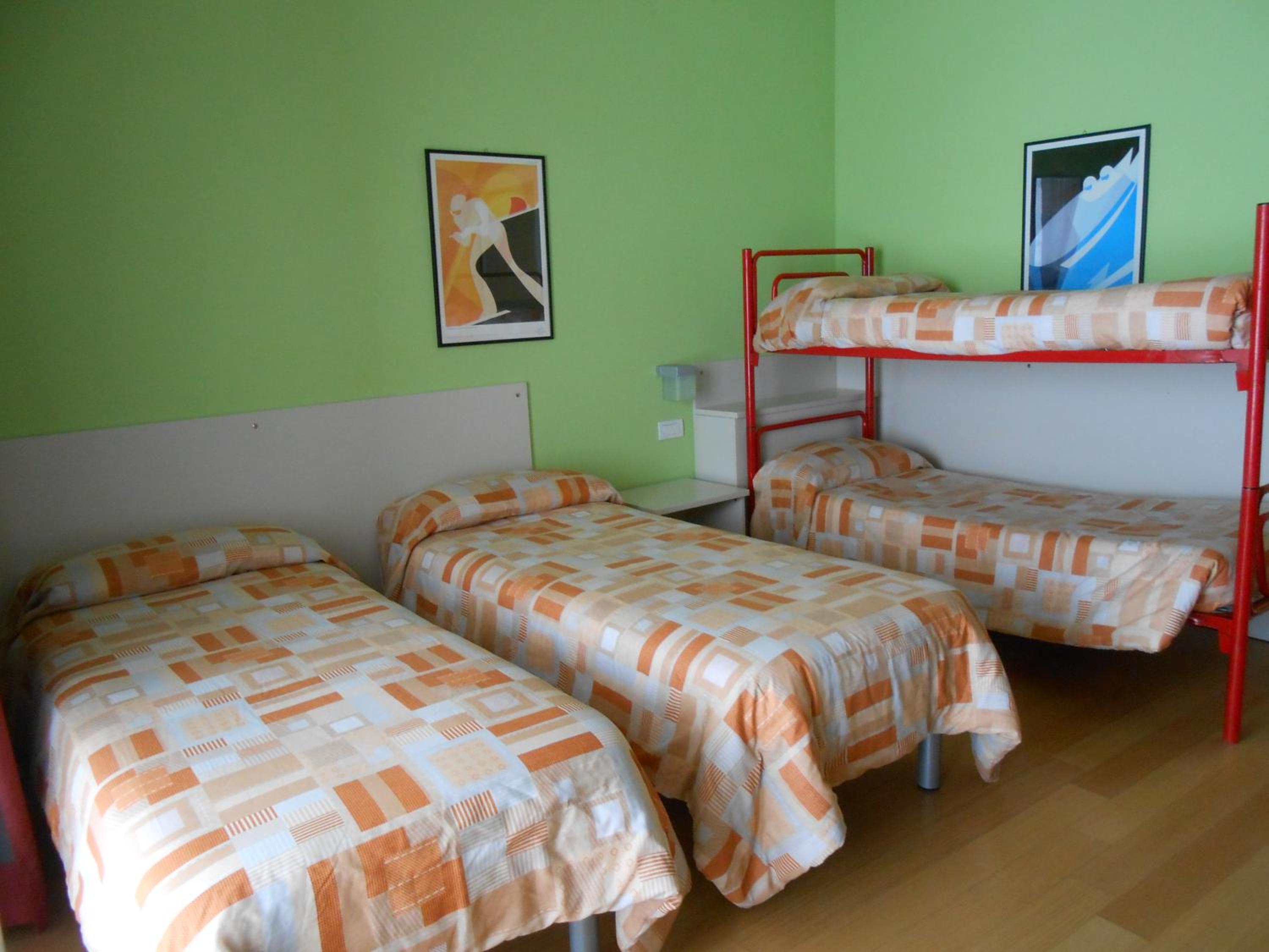 Quadruple Room - Photo 1