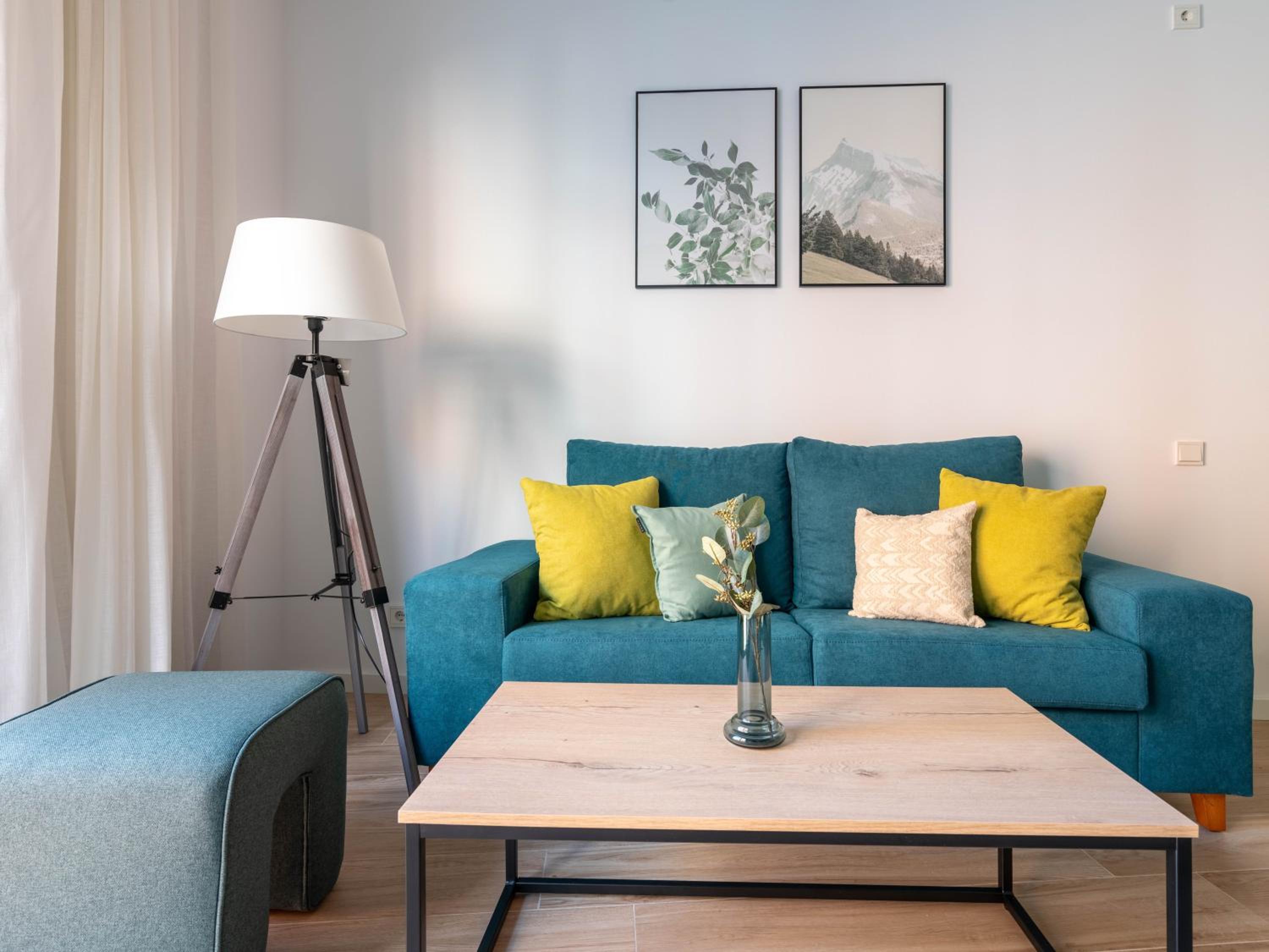Two-Bedroom Apartment with Balcony photo 2