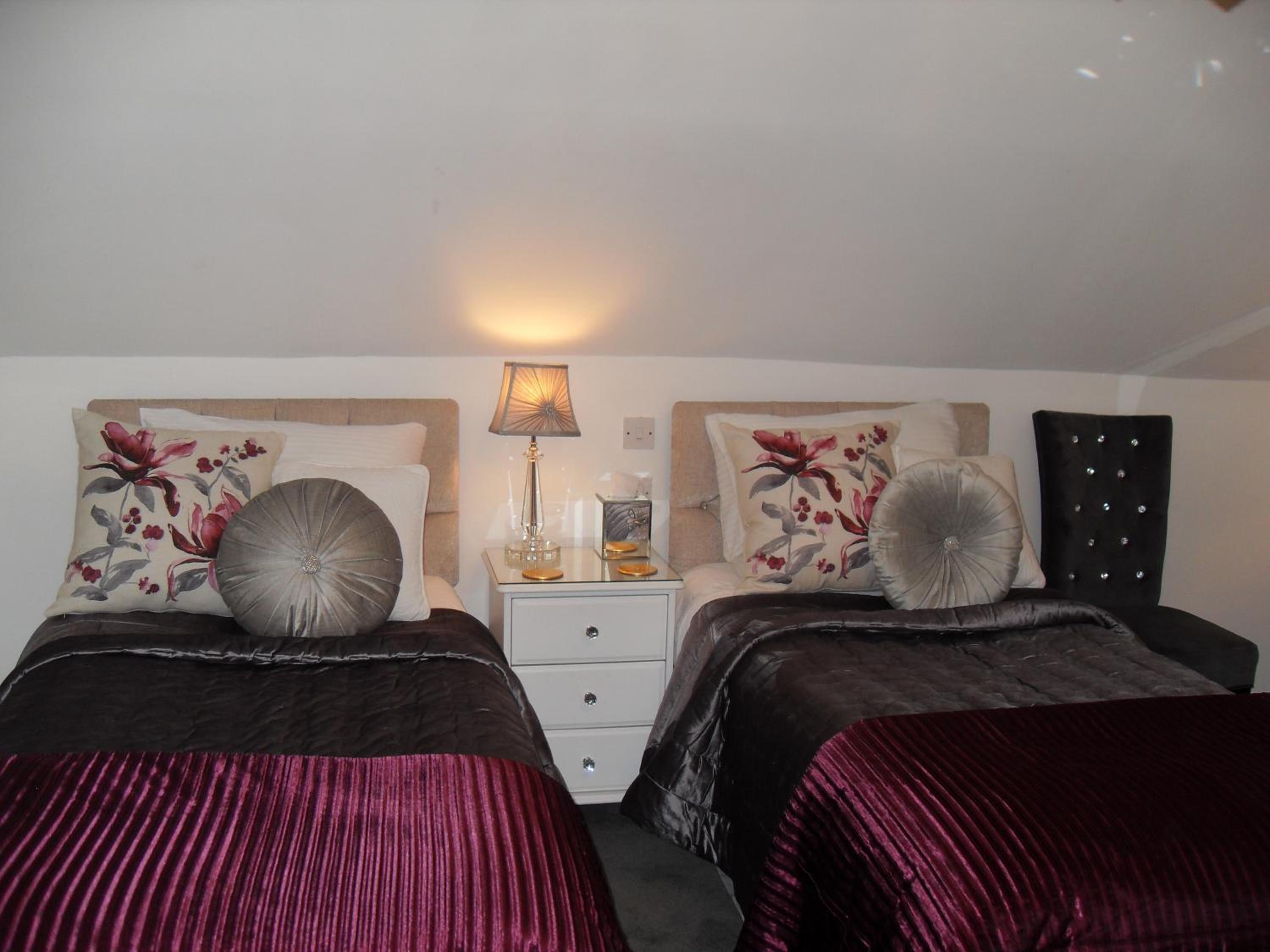 Superior Twin Room photo 2