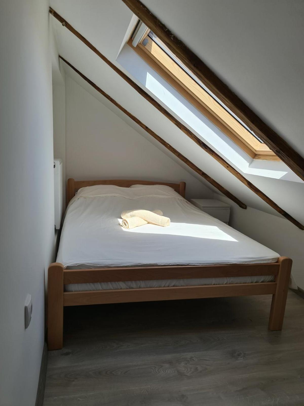 Maisonette photo 1
