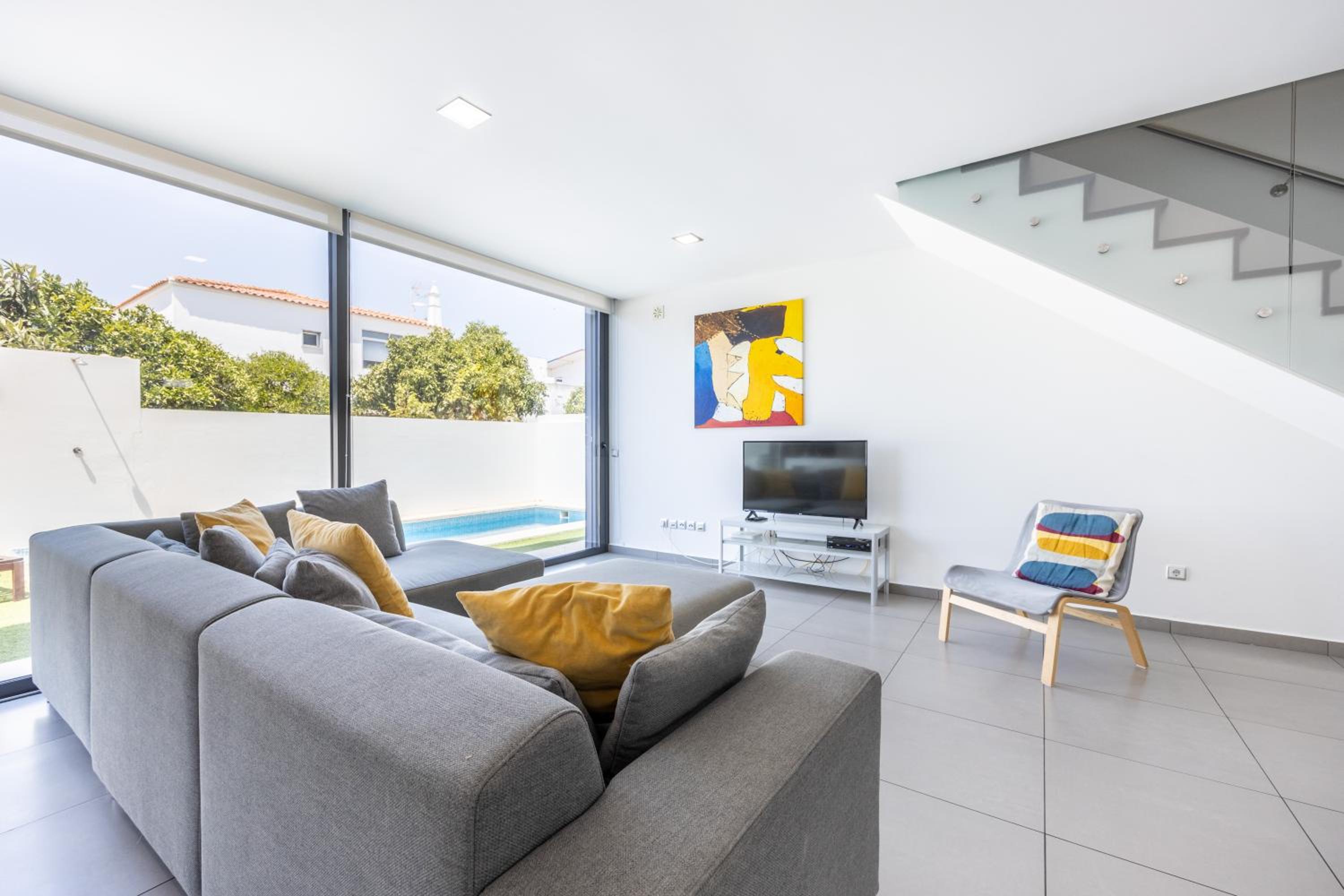 Three-Bedroom House photo 2