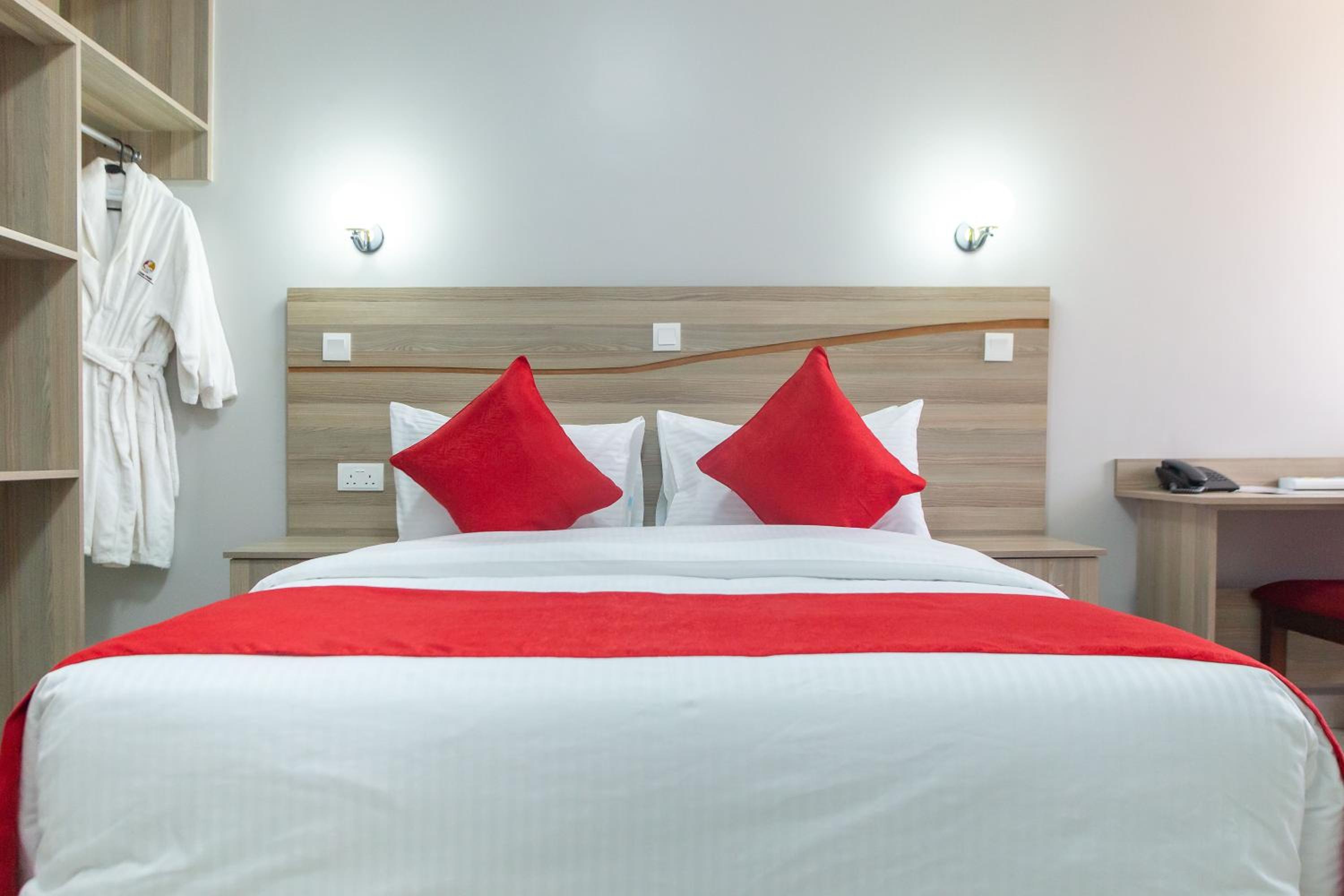 Superior Queen Room - Photo 1