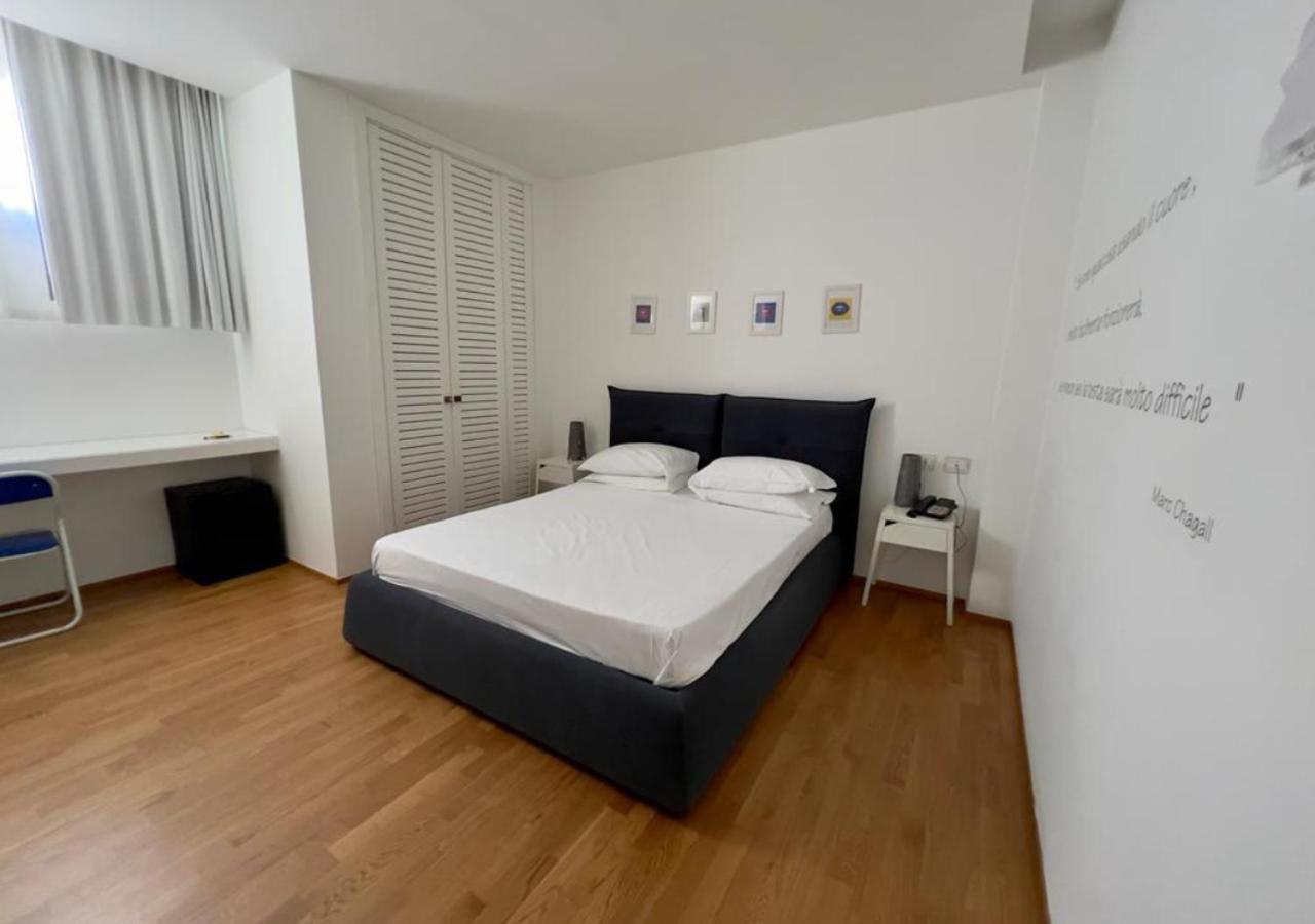 Economy Double Room - Photo 4