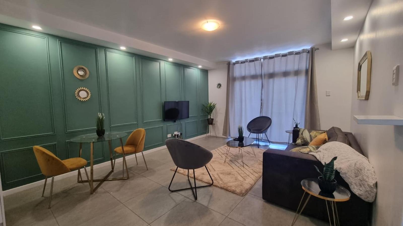 One-Bedroom Apartment - Photo 20