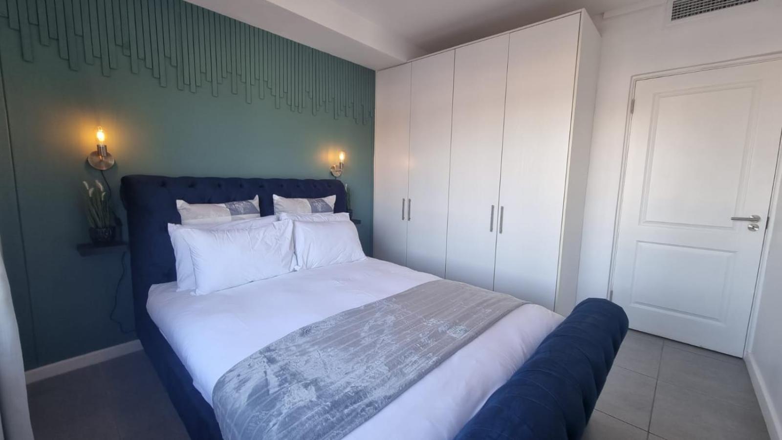 One-Bedroom Apartment - Photo 18