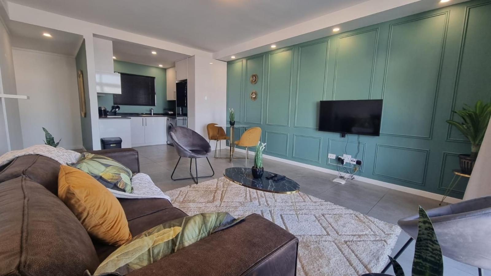 One-Bedroom Apartment - Photo 13