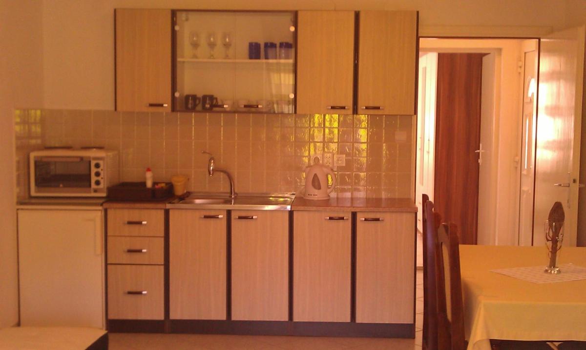 Apartment with Terrace photo 3