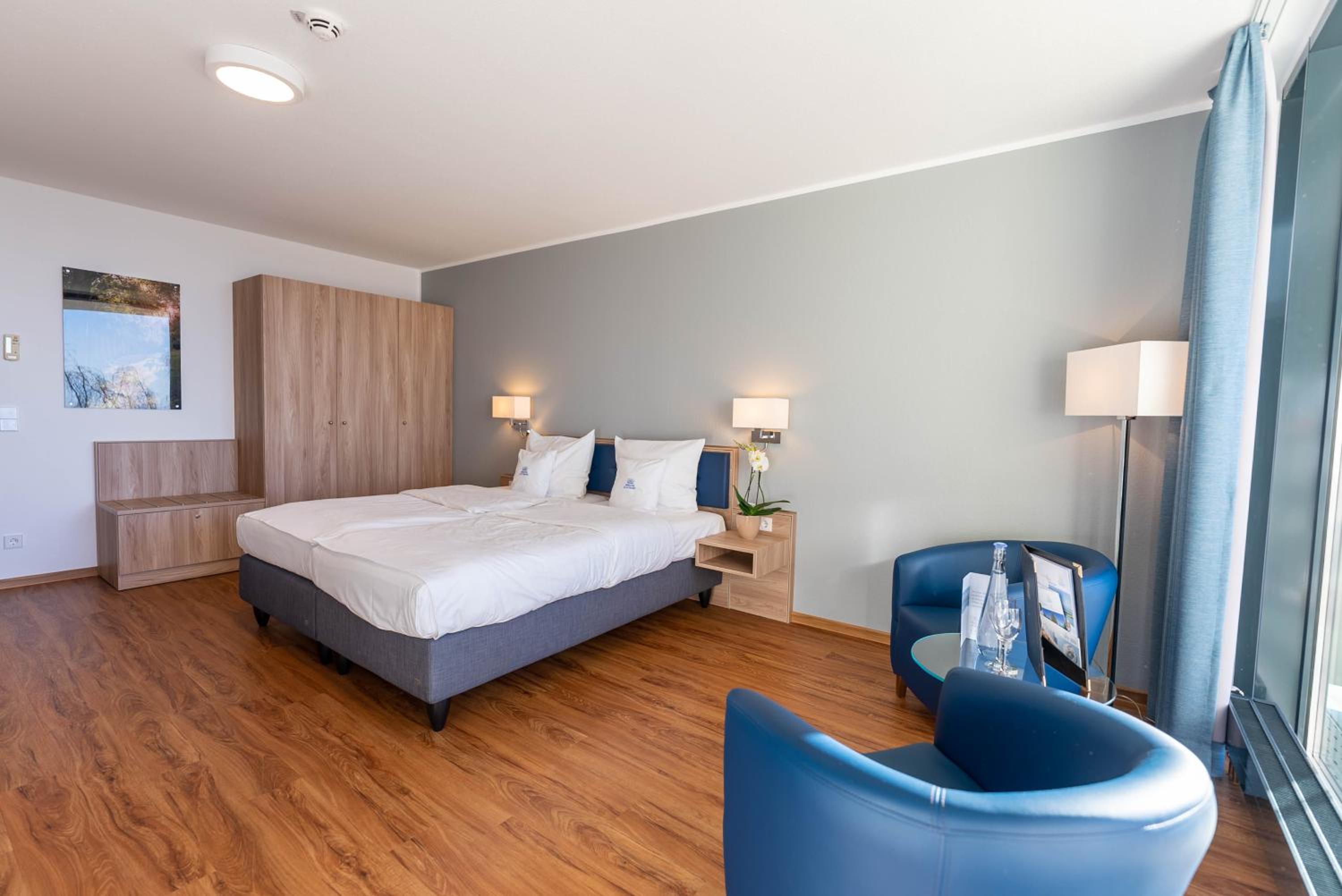 Comfort Double Room with Lake View - Photo 4