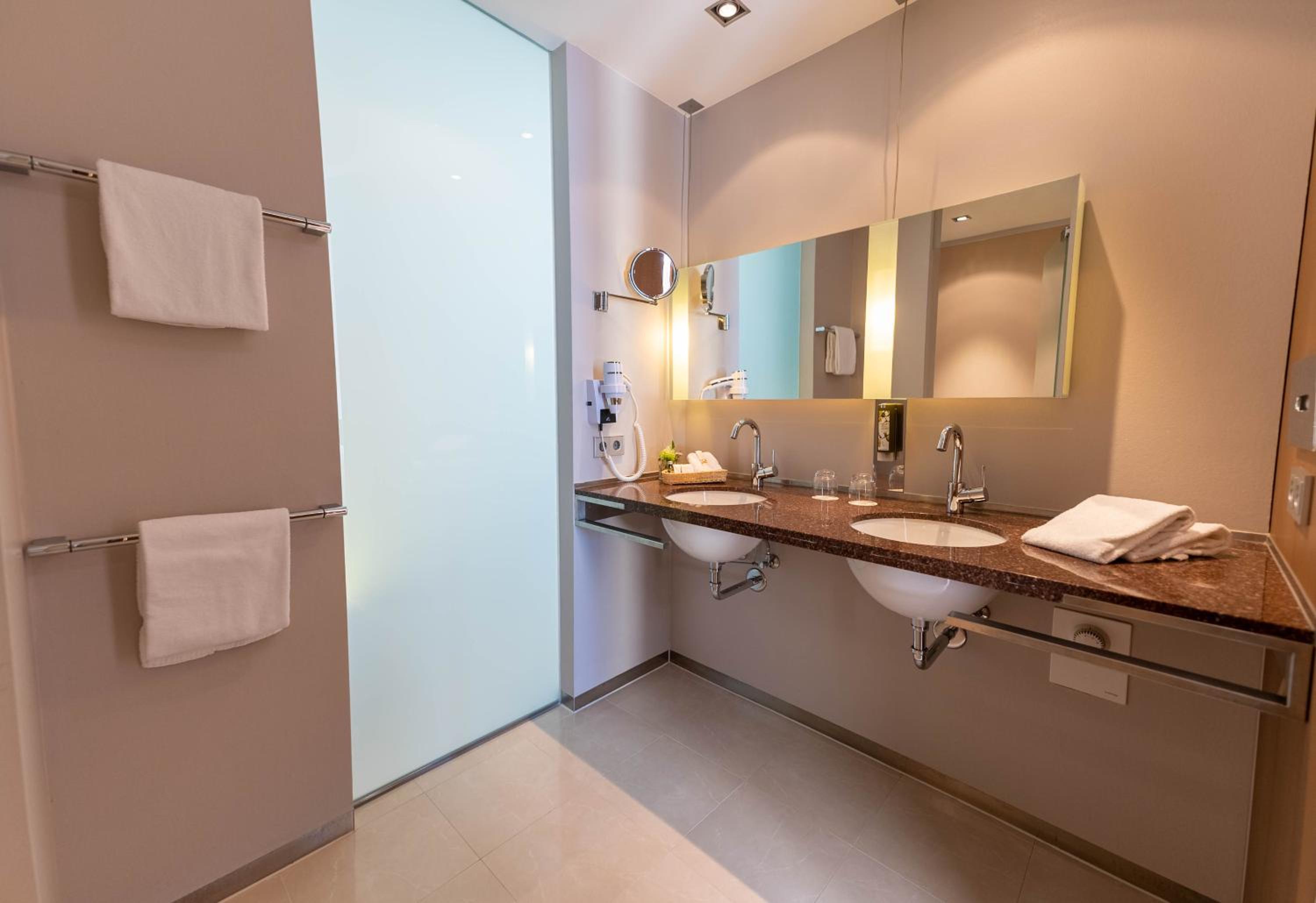 Lake Constance Suite - Photo 3