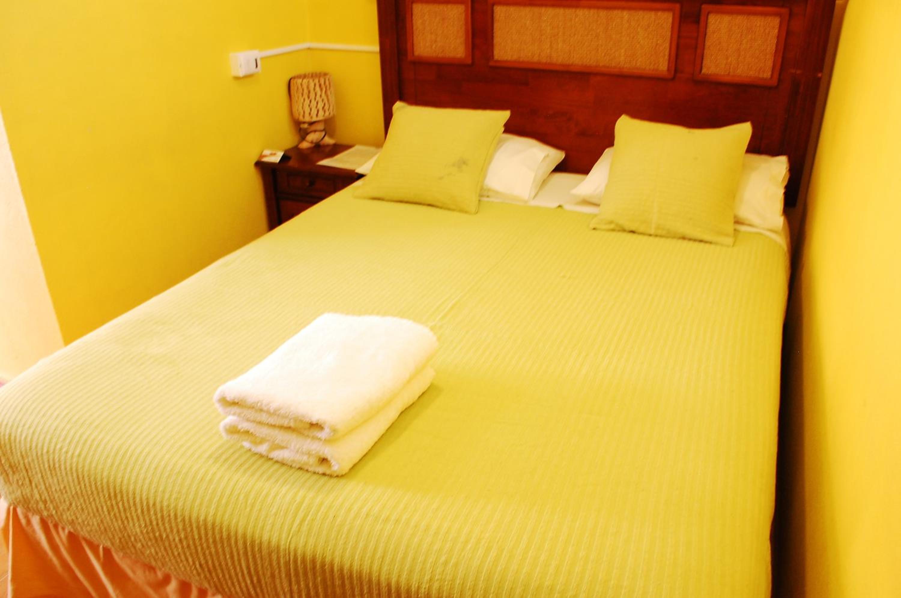 Double Room with Private Bathroom - 1 bed photo 1