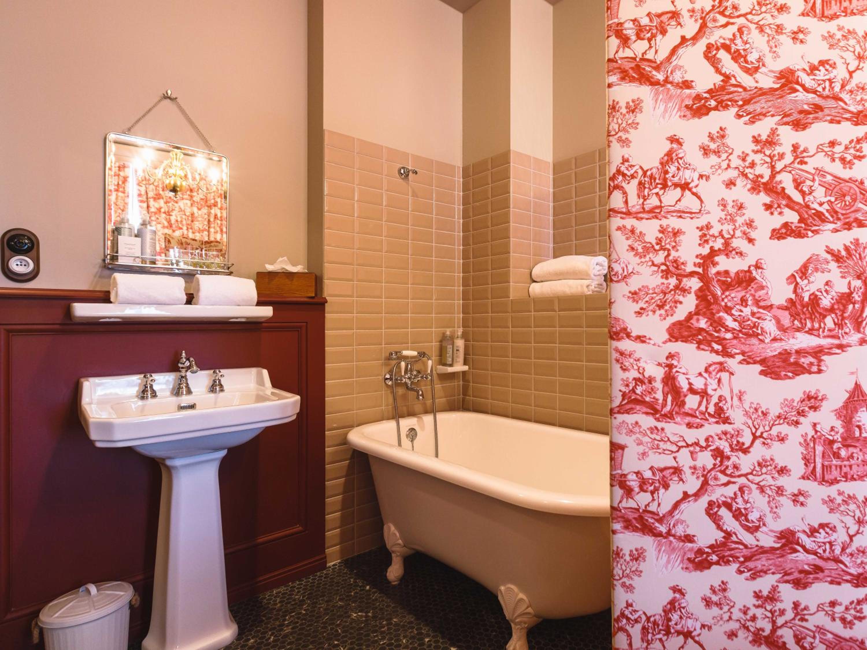 Deluxe Queen Room - Boudoir  - Photo 3