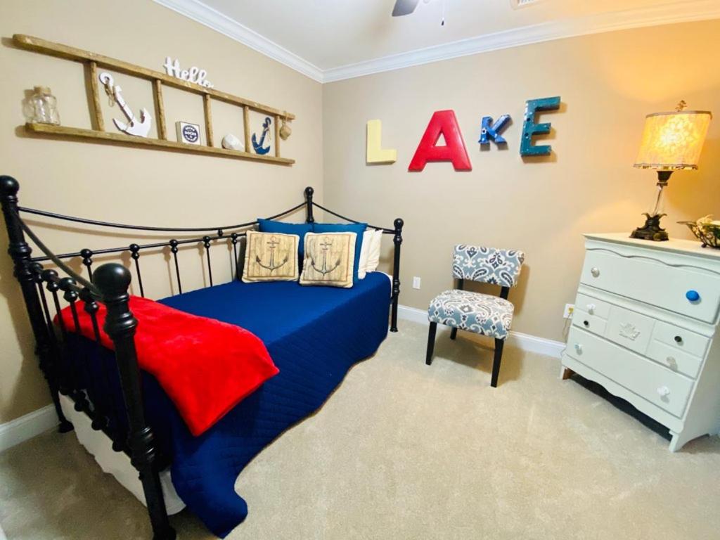 Deluxe Family Suite photo 2