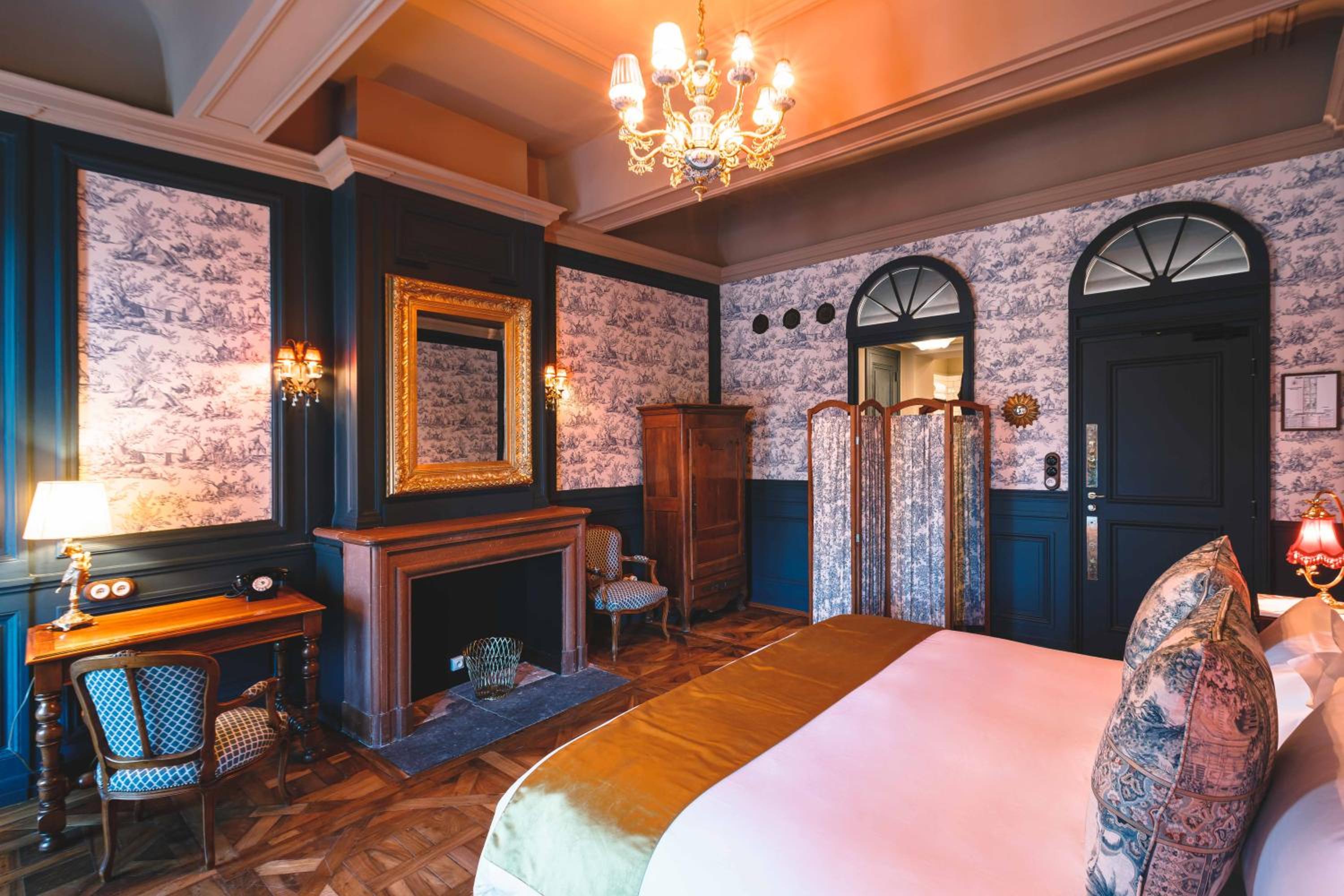 Prestige King Room - Photo 3