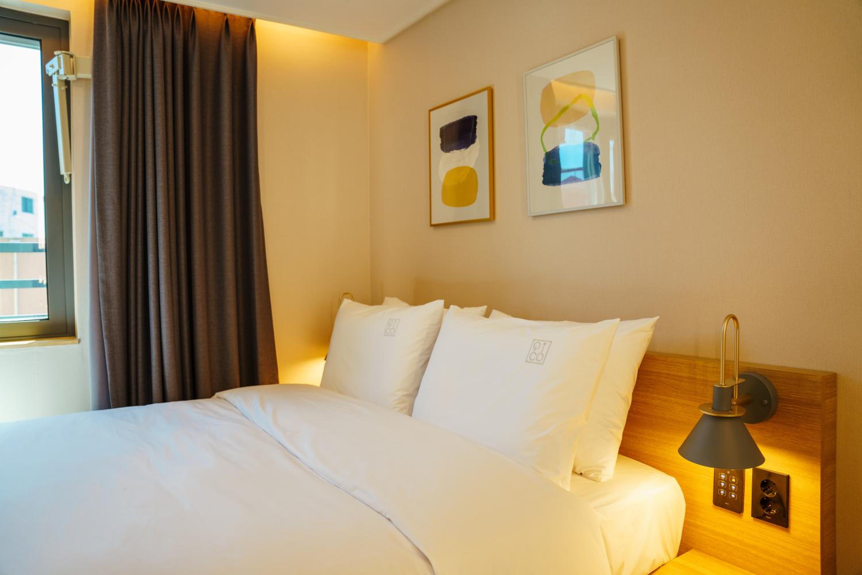 Deluxe Double Room - Photo 5