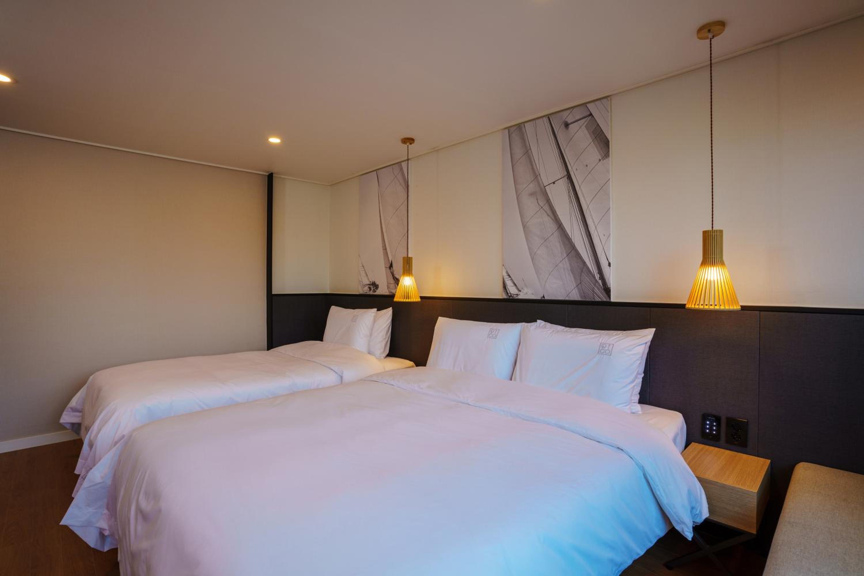 Deluxe Twin Room - Photo 4