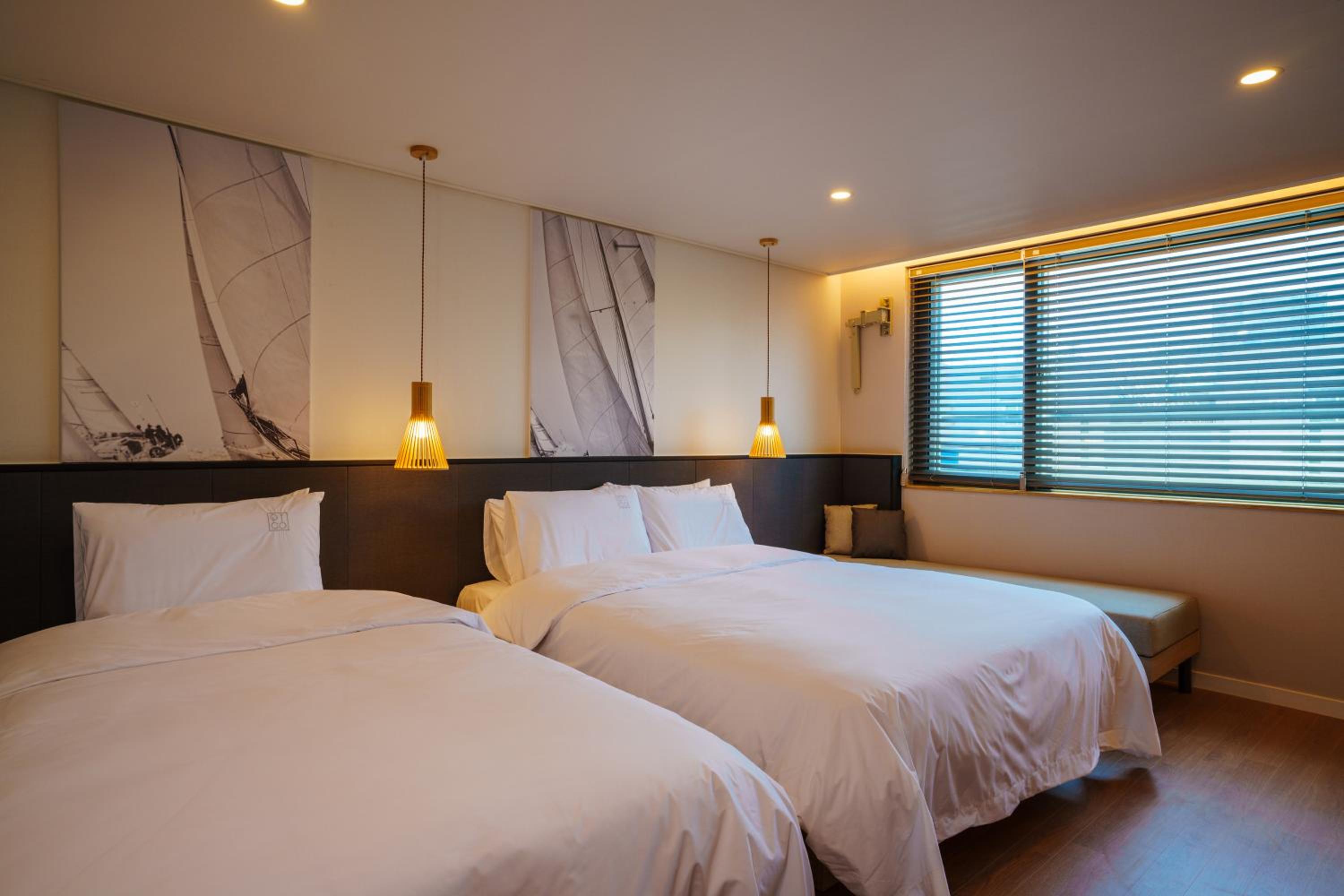 Deluxe Twin Room - Photo 1