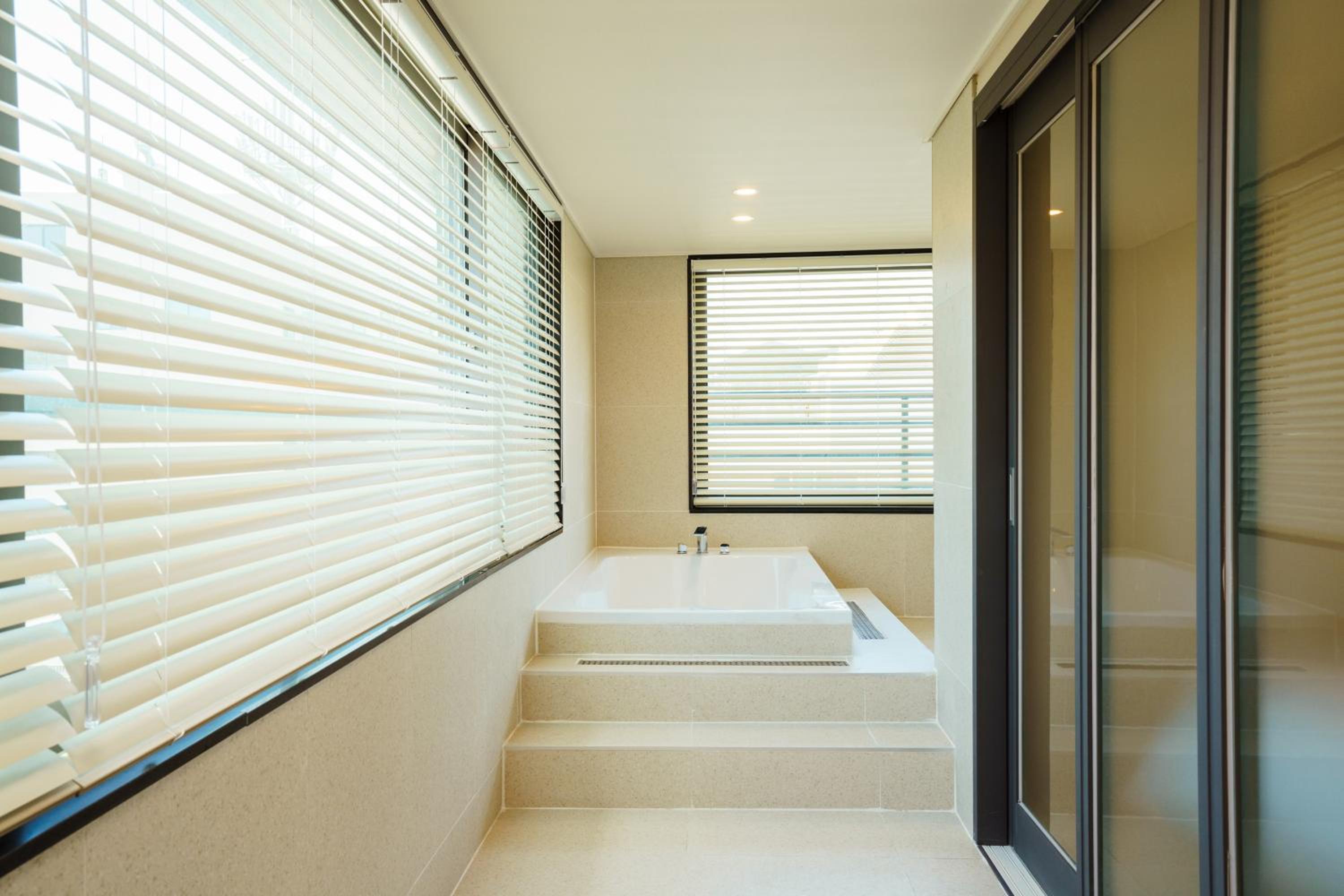 Family Suite - Photo 12