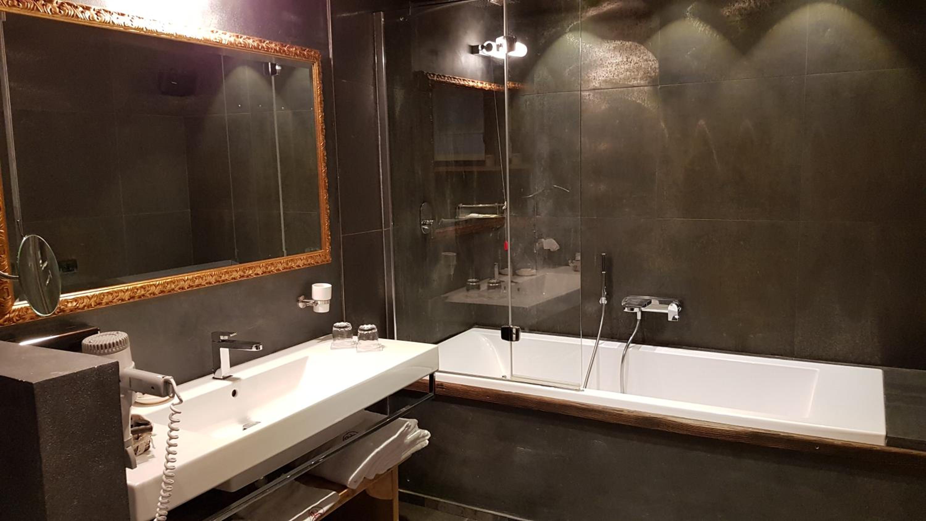 Superior Triple Room photo 2