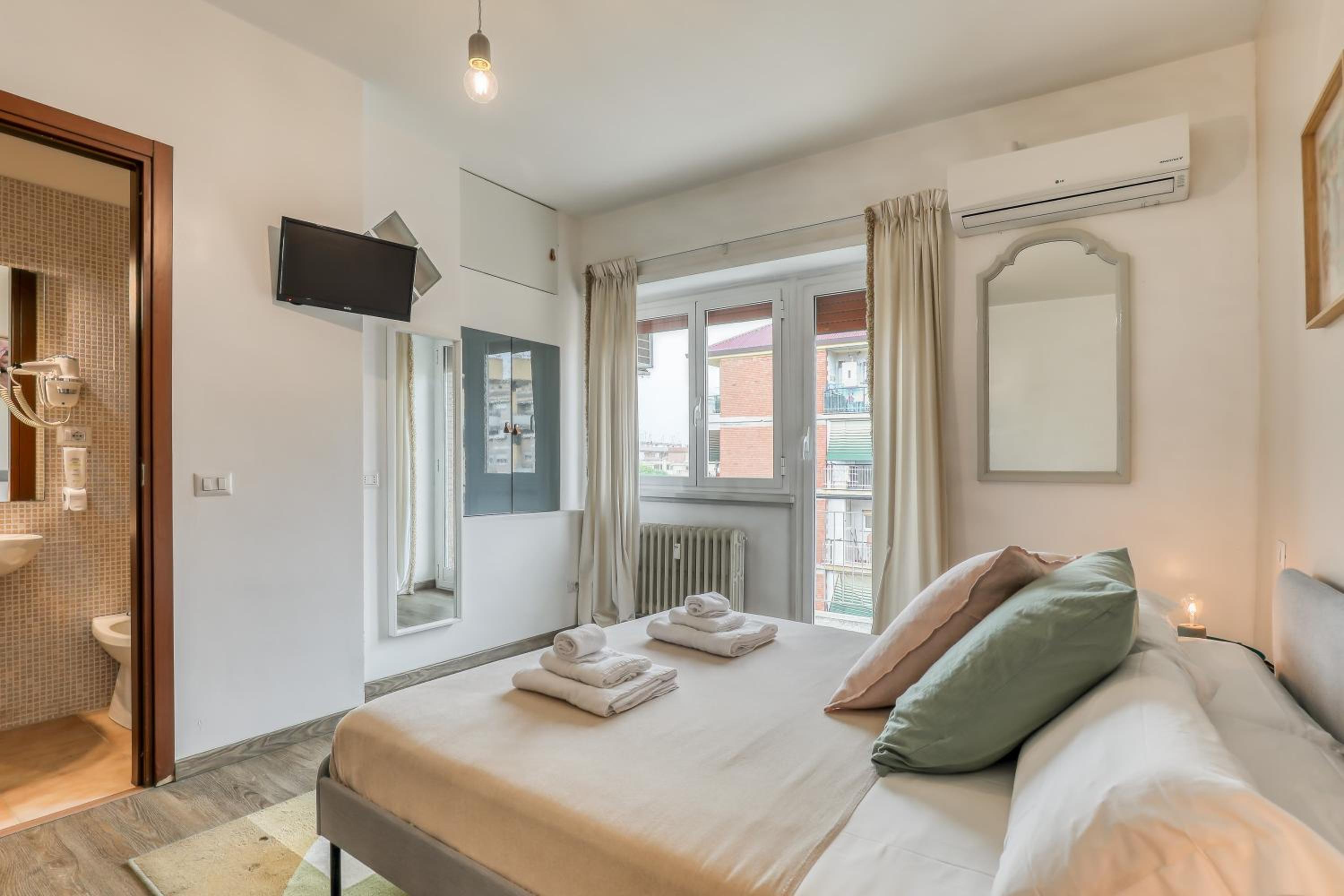 Standard Double Room with Balcony