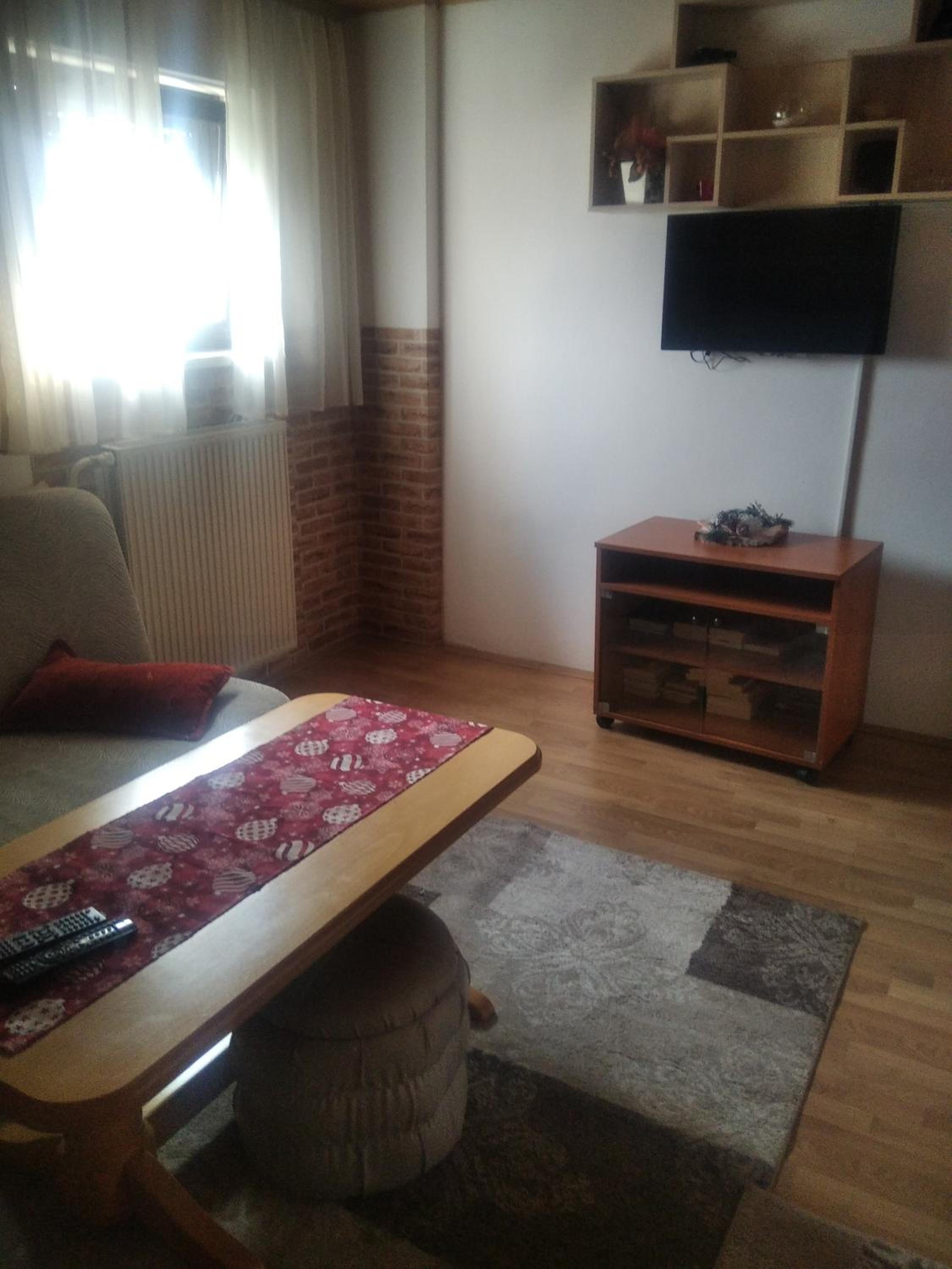 Studio Apartment photo 1