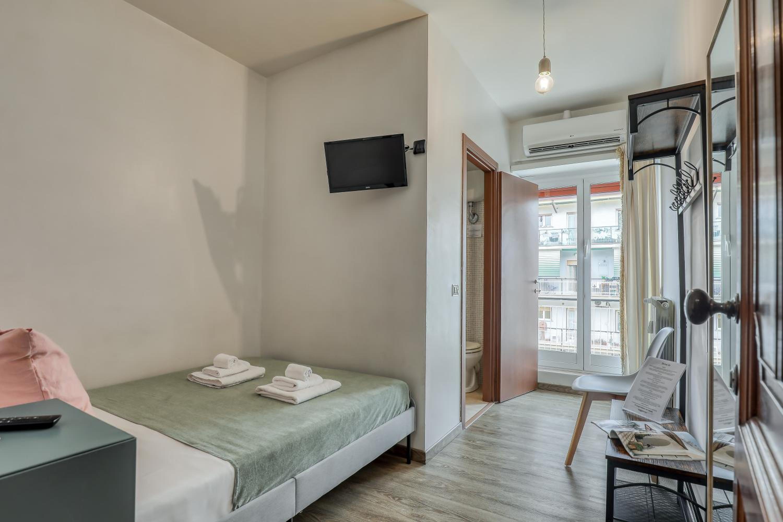 Economy Double Room