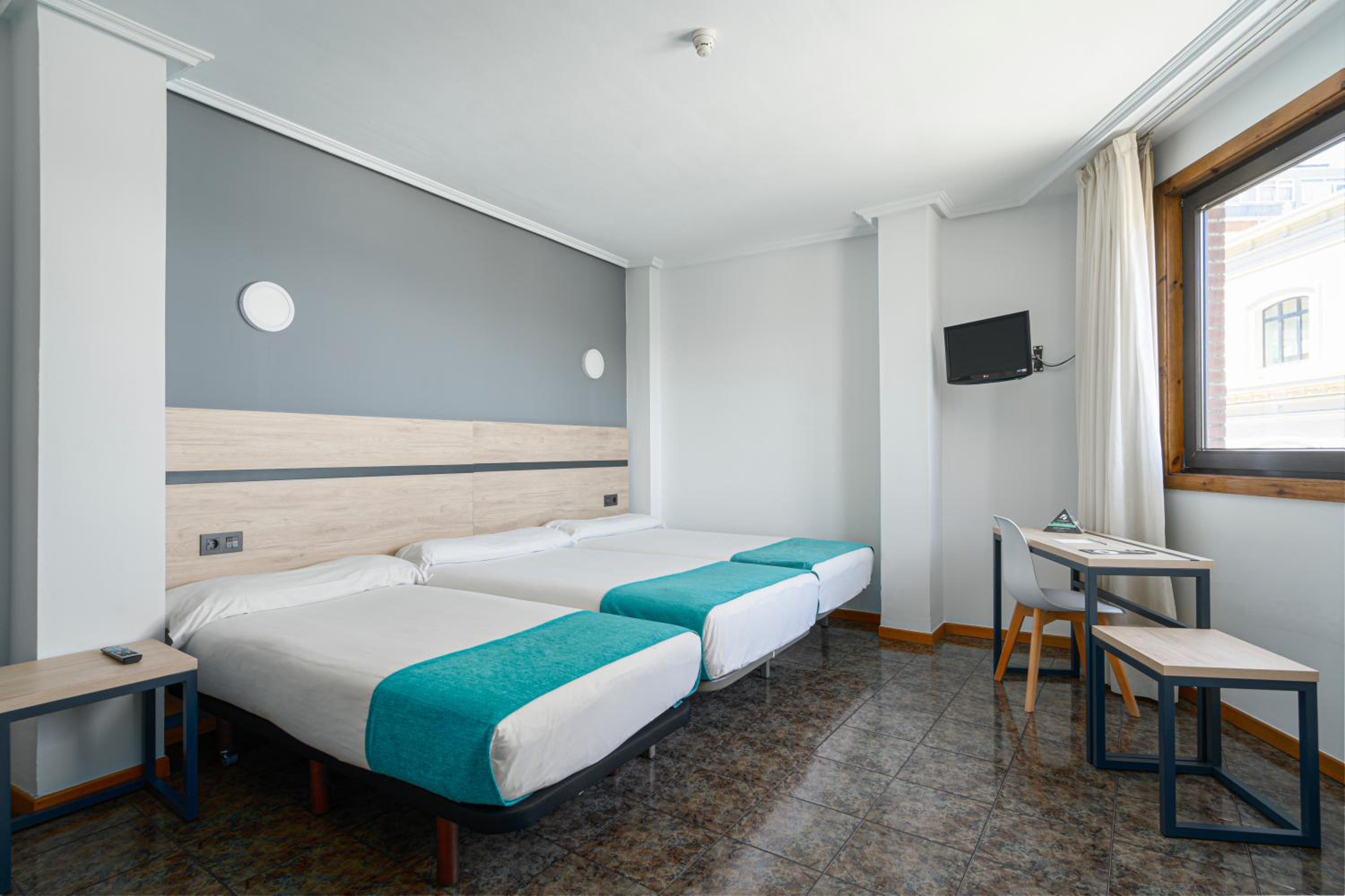 Habitación Doble o con Dos Camas con Cama Adicional