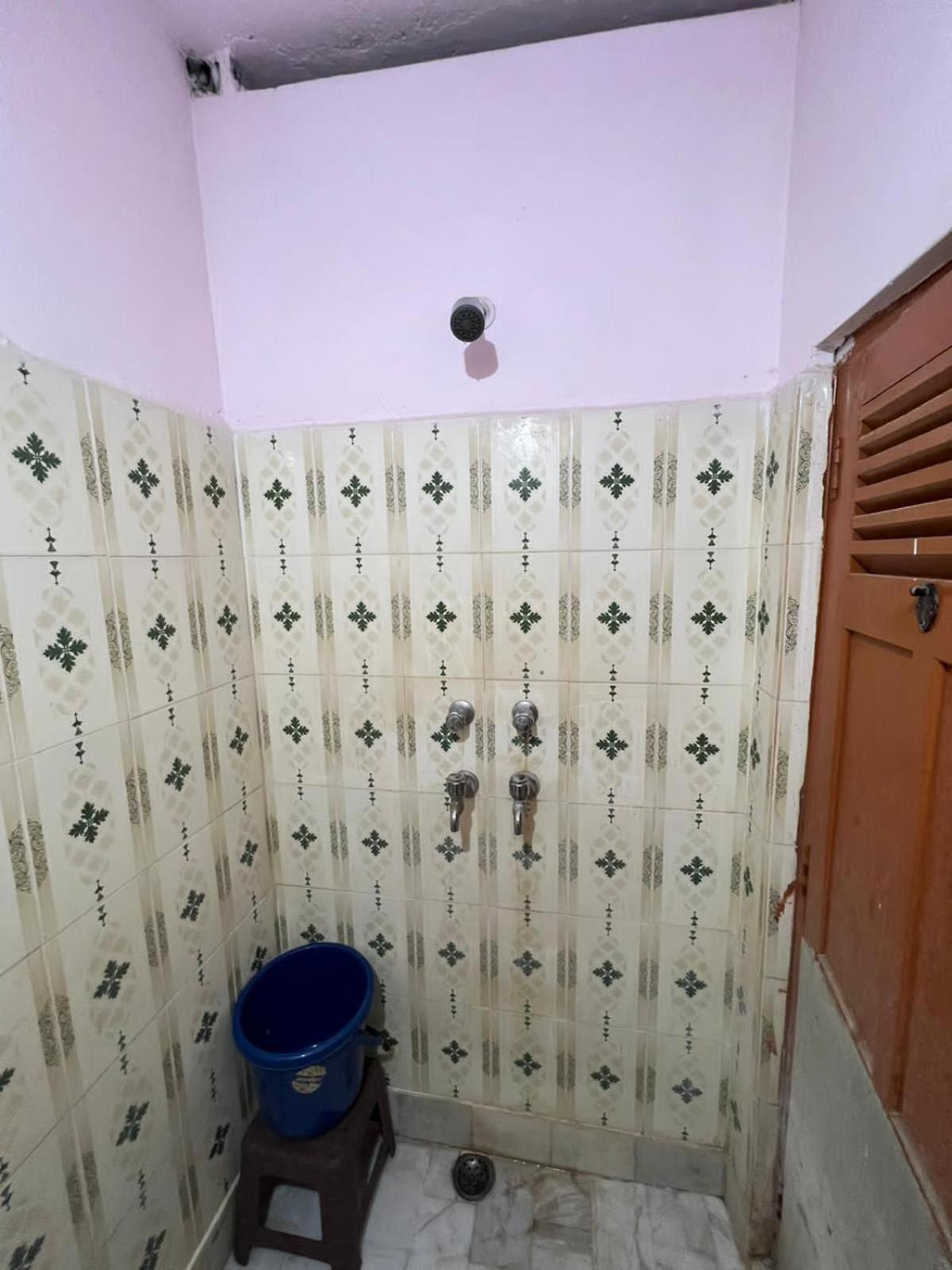 Budget Double Room photo 3