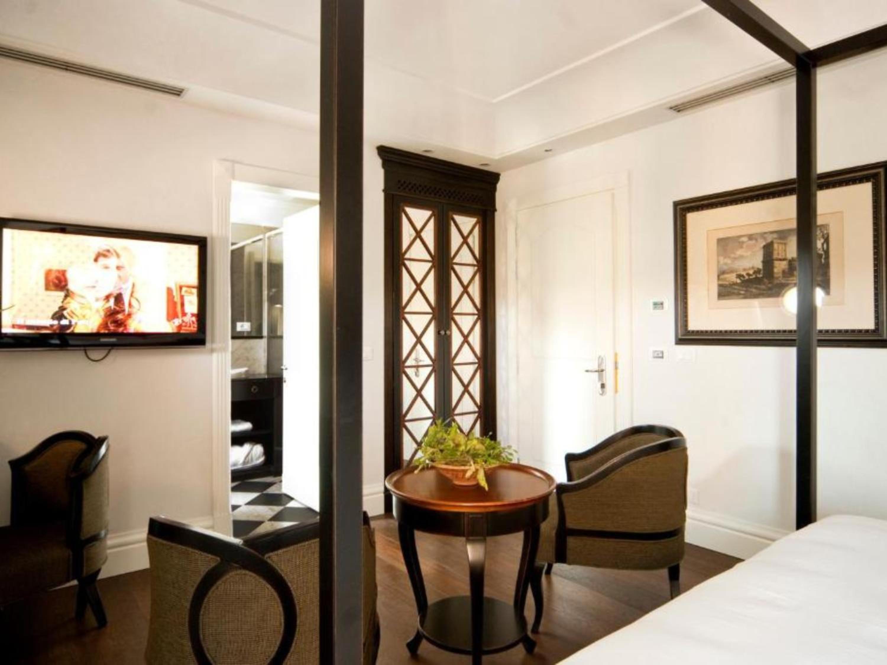 Superior Double or Twin Room - Photo 3