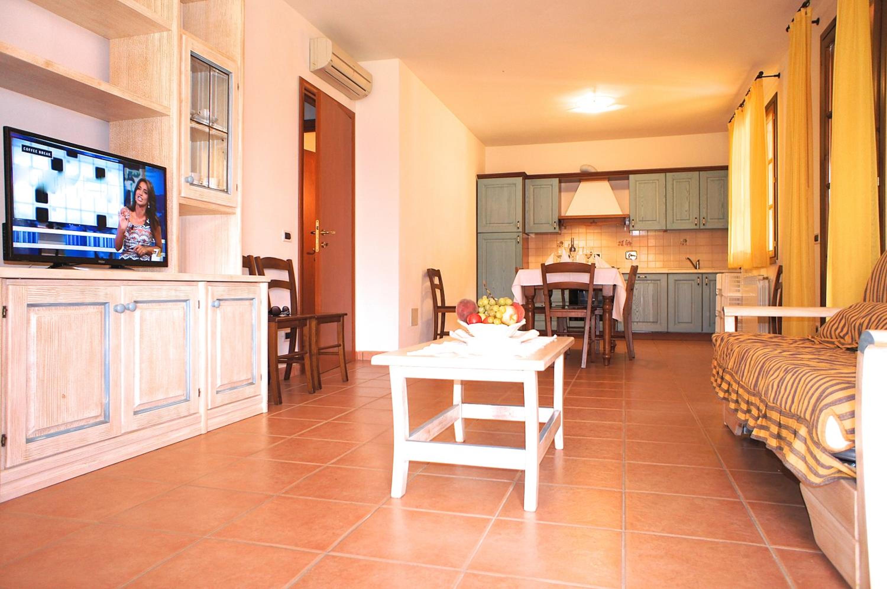 One-Bedroom Apartment with Garden and Sea View (3 Adults) photo 1
