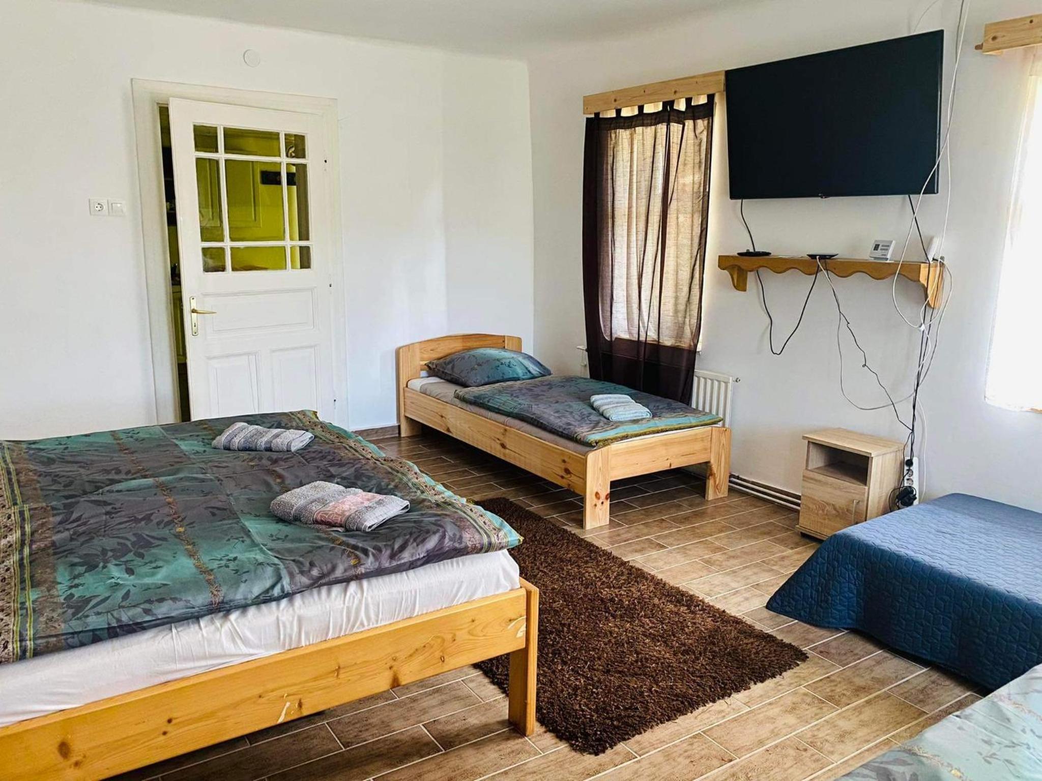 One-Bedroom Apartment - Photo 9