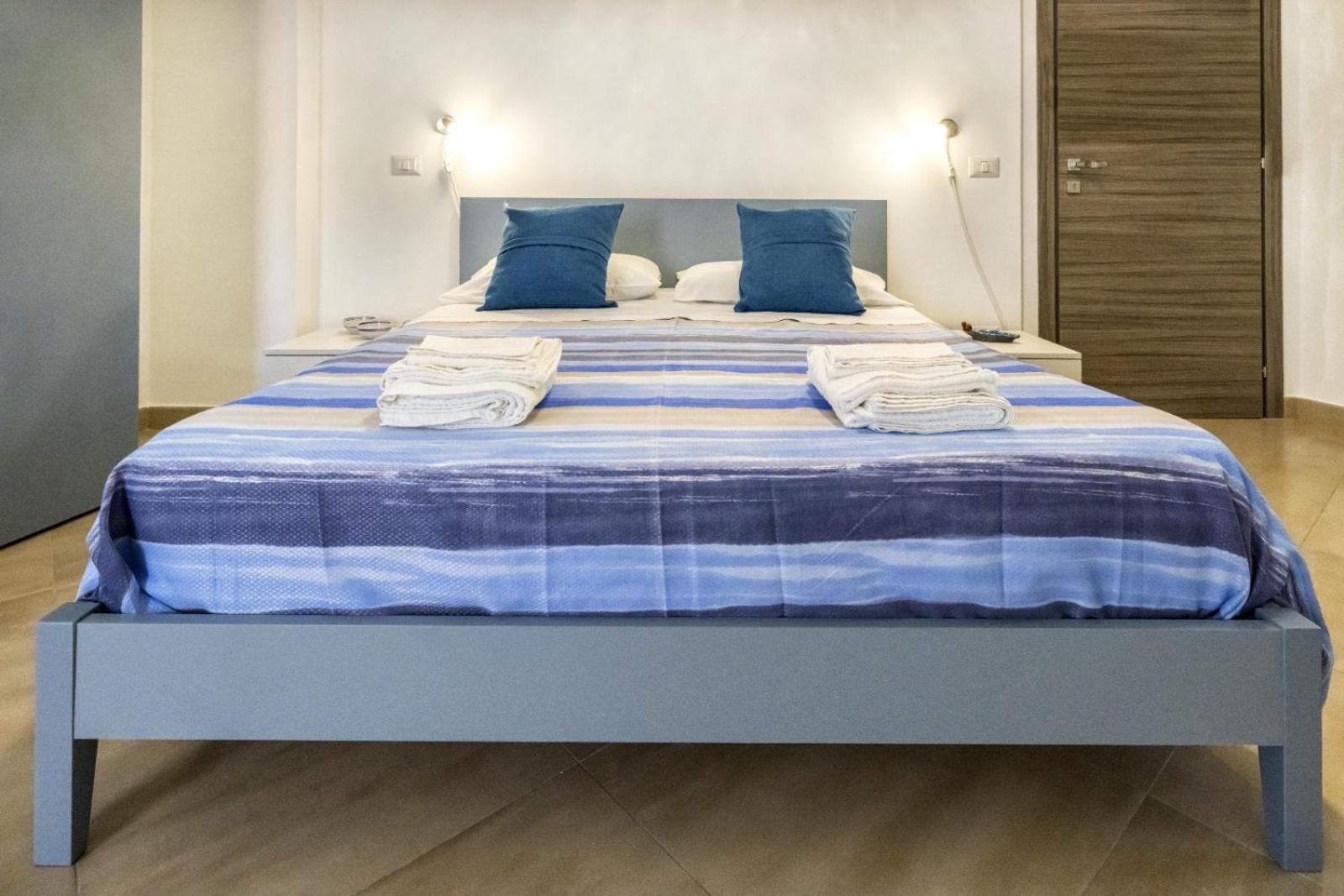 Triple Room with Private Bathroom - Photo 1