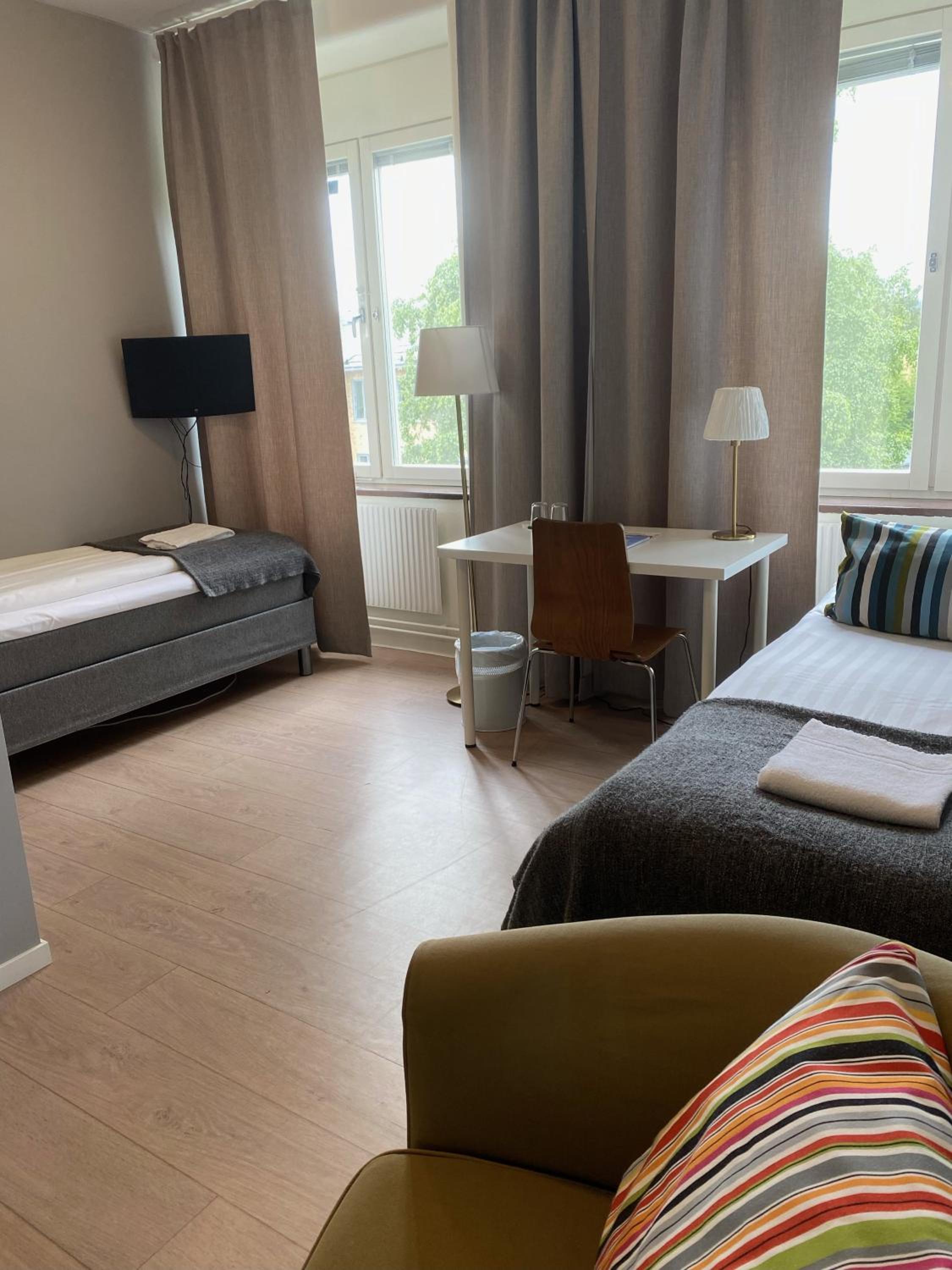 Standard Twin Room - Photo 1