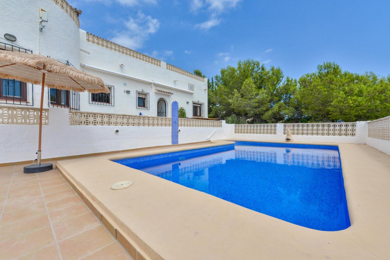 Villa photo 2