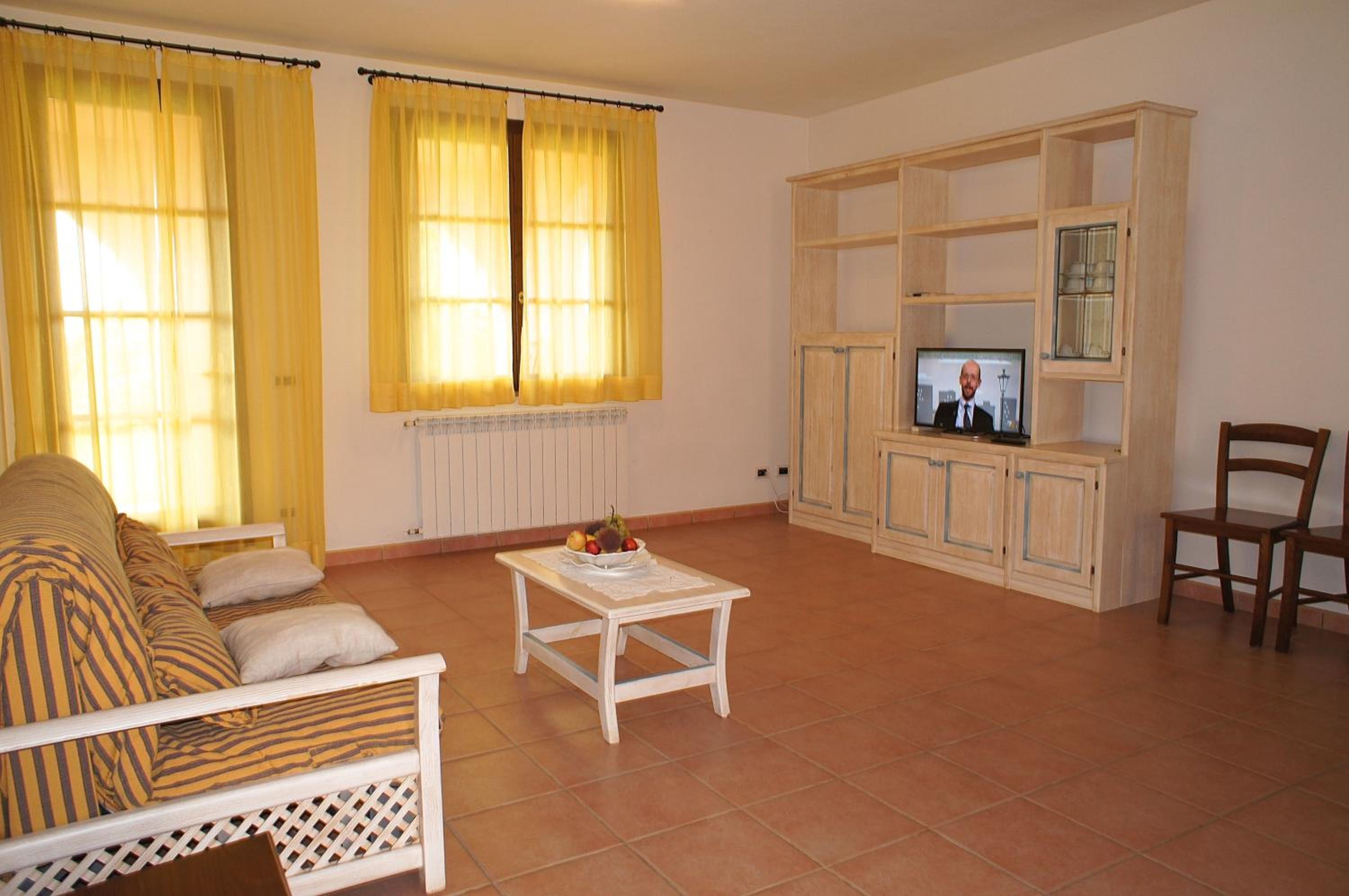 Two-Bedroom Apartment with Balcony and Pool View (6 Adults) photo 1