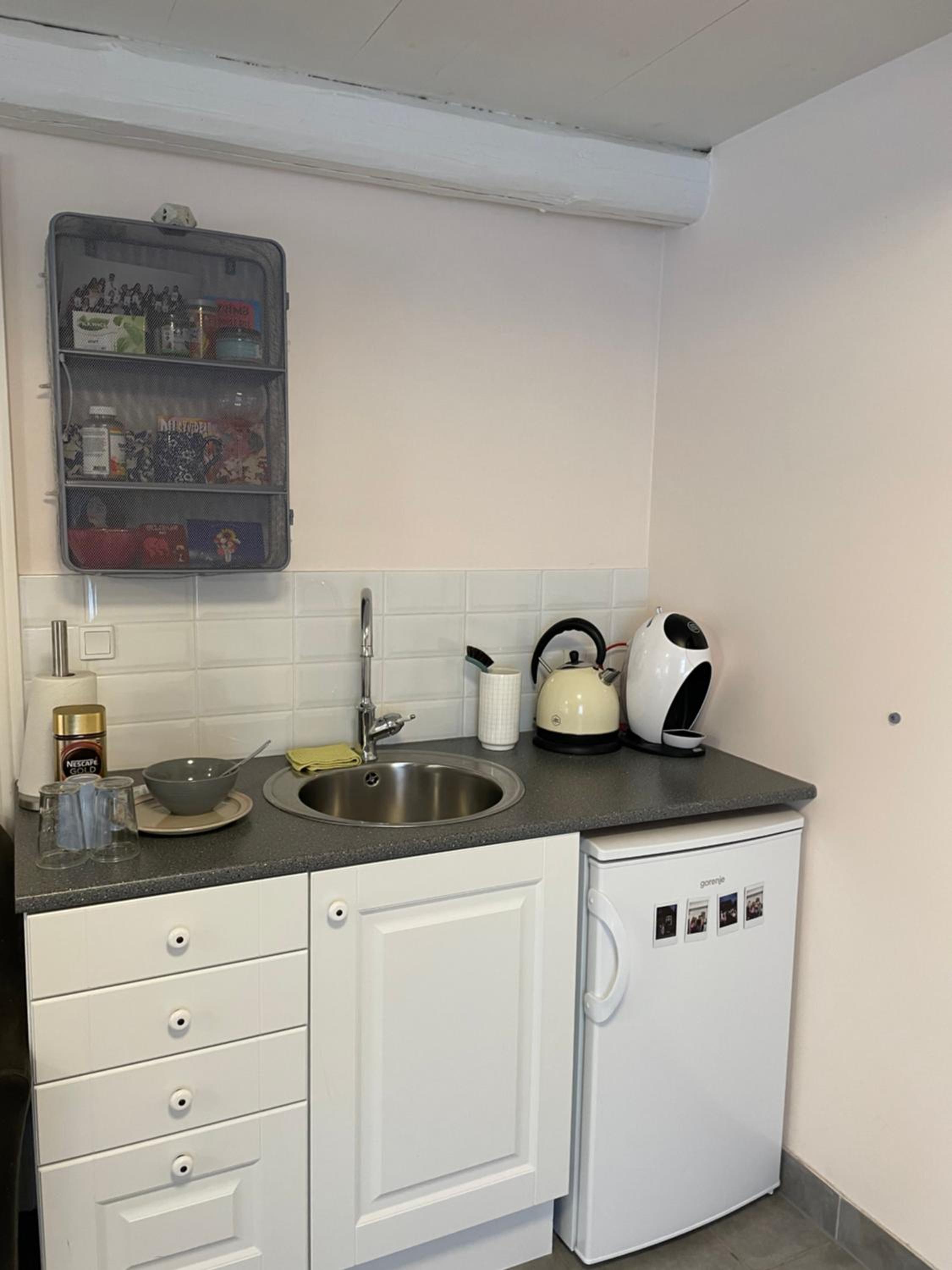 Large Single Room photo 2