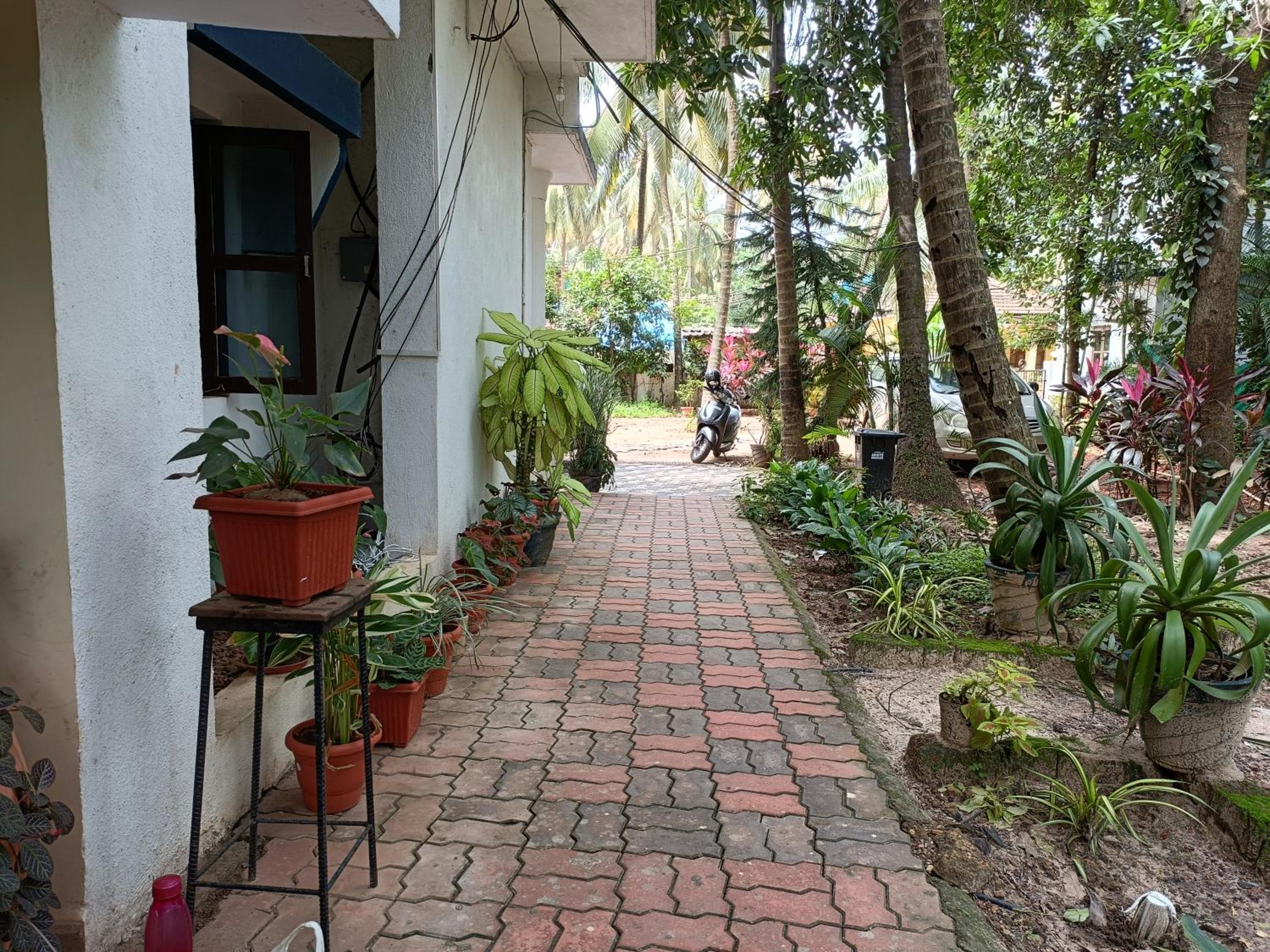 Deluxe Double Room with Balcony - Photo 32