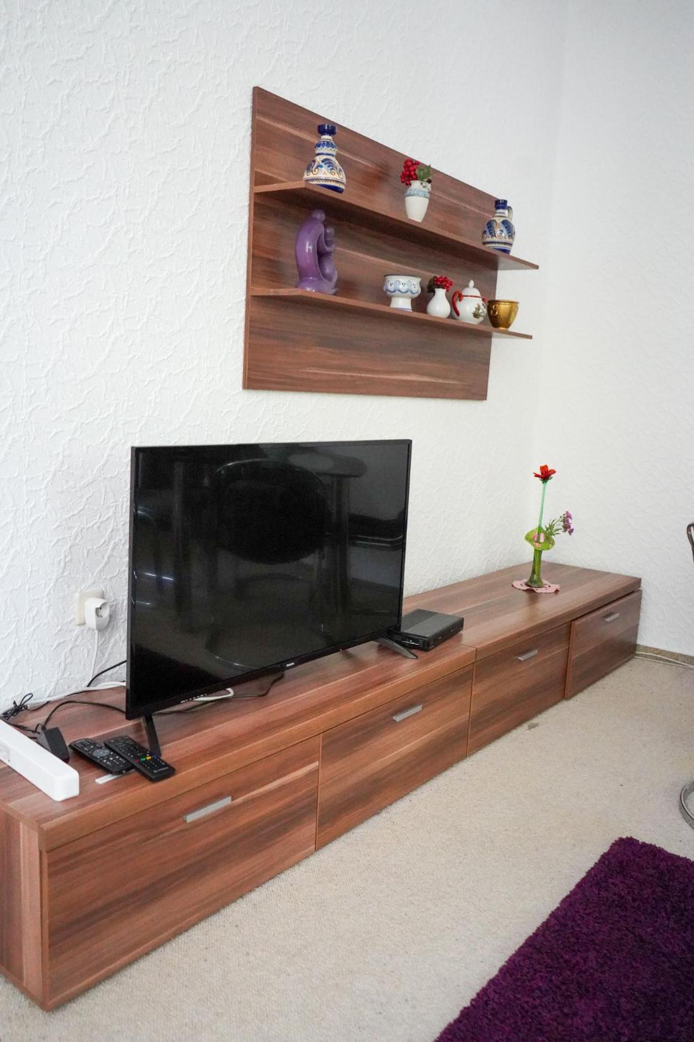 Large Twin Room - Photo 5