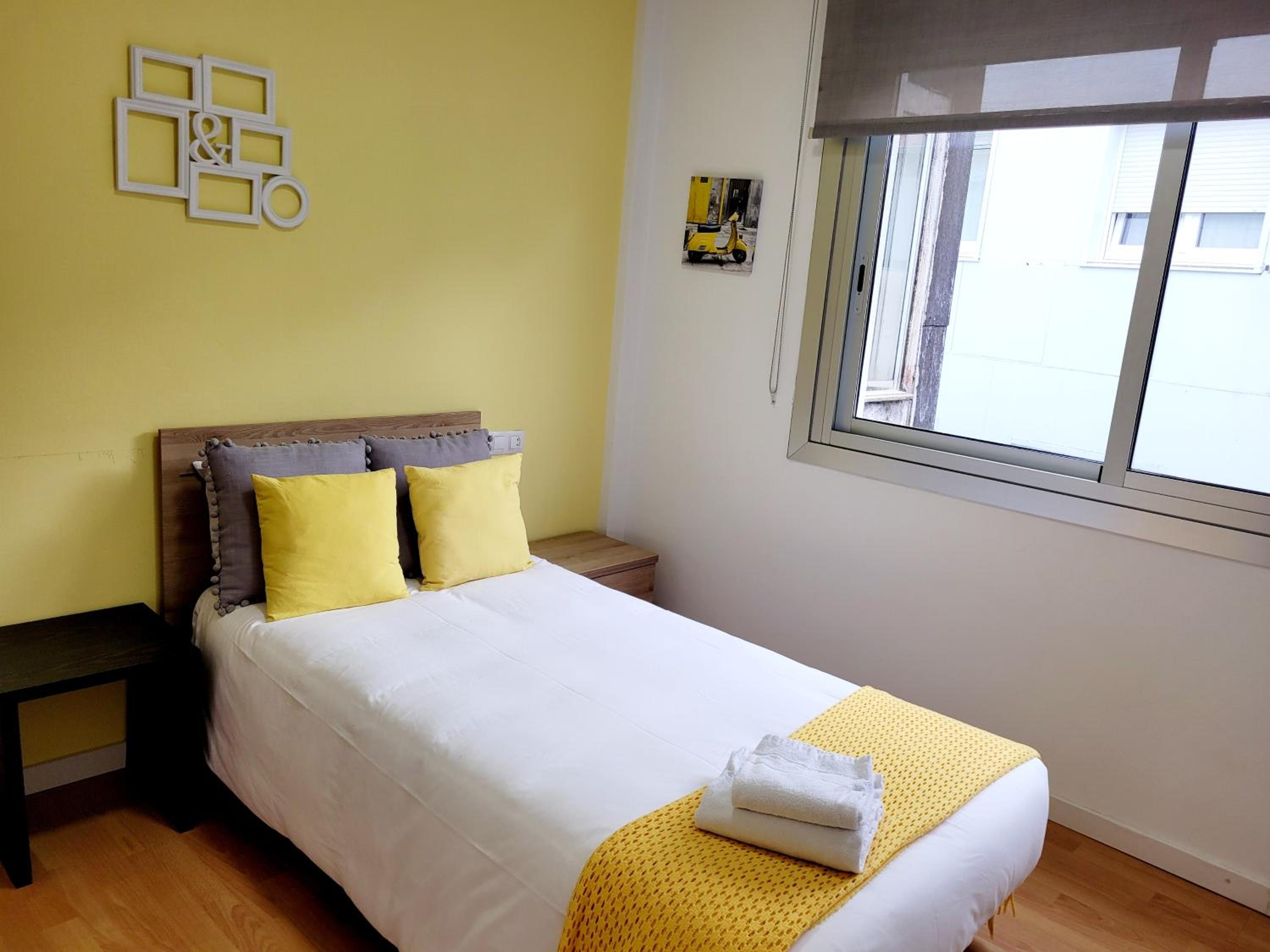 Three-Bedroom Apartment - Photo 5